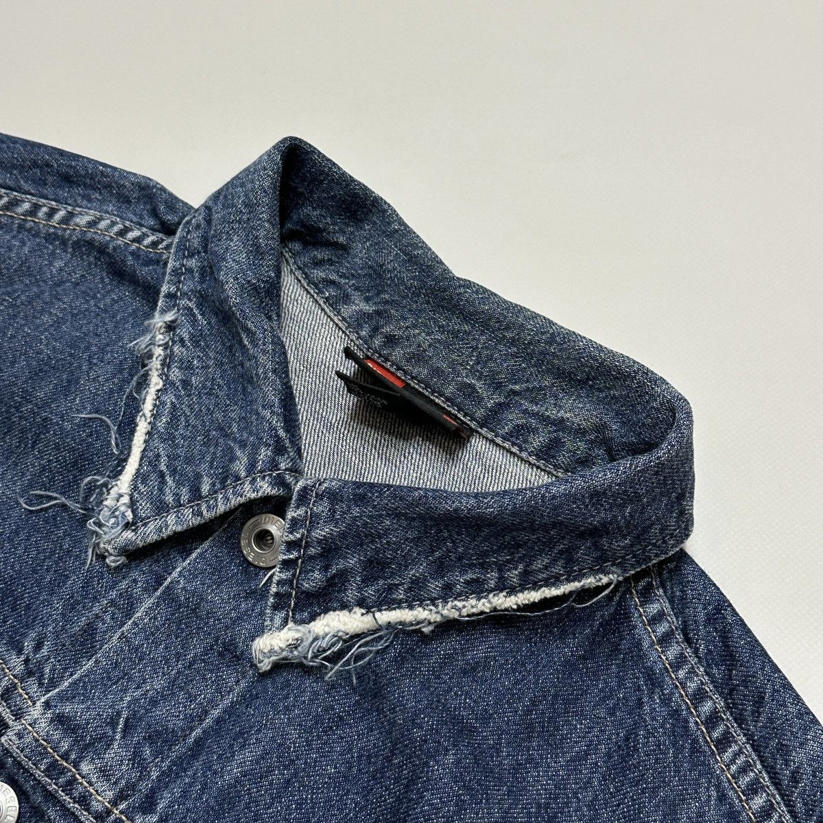 Diesel Diesel Vintage Y2K Denim Cropped Distressed avant-garde Size XL / US 12-14 / IT 48-50 - 2 Thumbnail