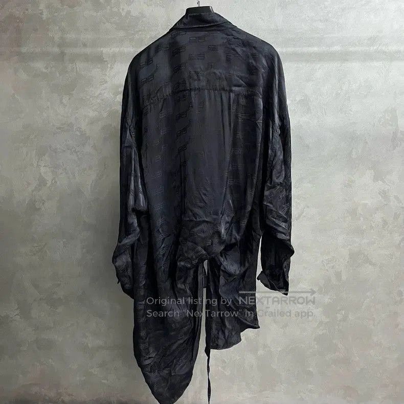 Balenciaga Balenciaga Black Logo Shirt Dress. Size US 40 / EU 56 - 2 Thumbnail