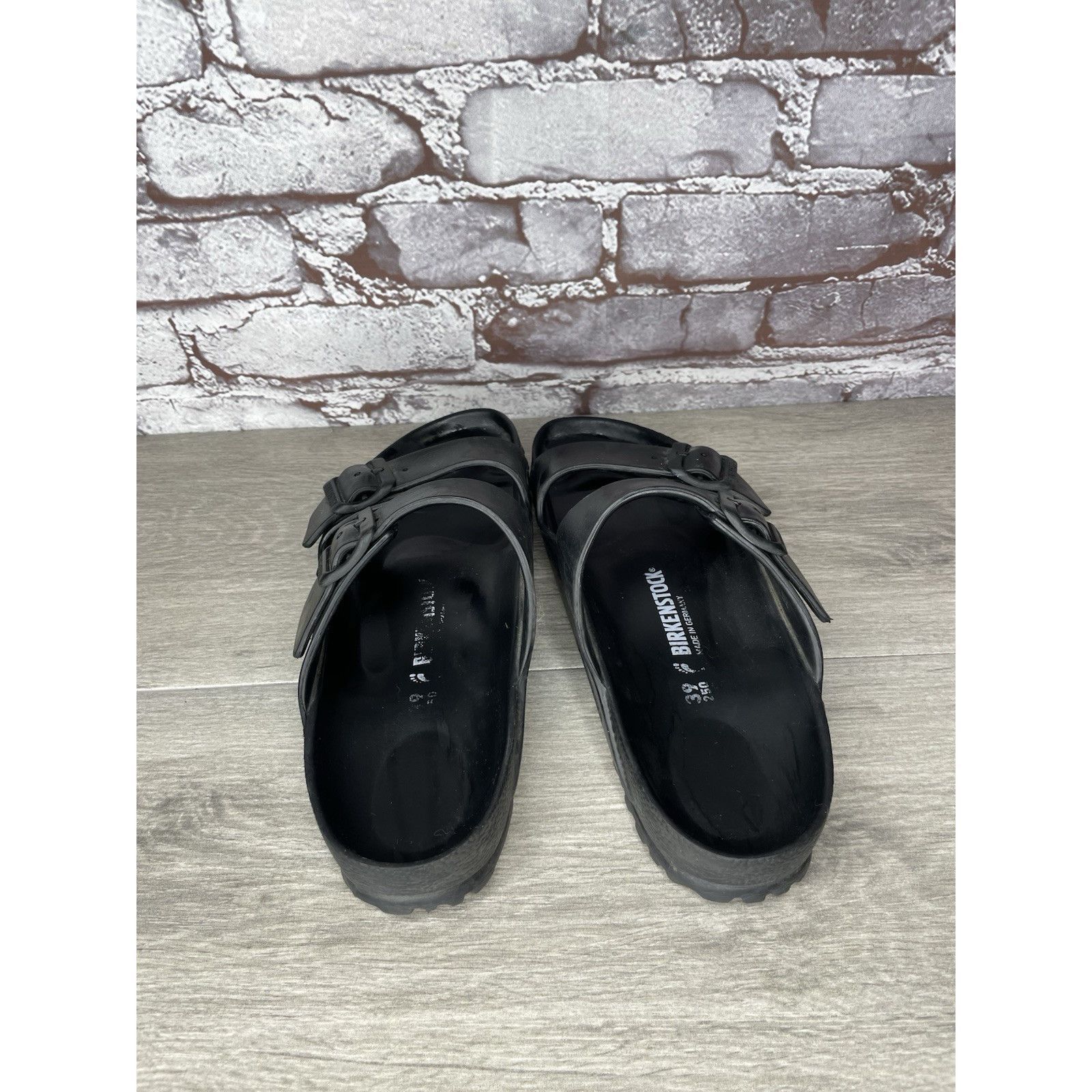 Birkenstock Birkenstock Arizona Essentials EVA Black Foam Slides Sandals Size US 7.5 / IT 37.5 - 6 Thumbnail
