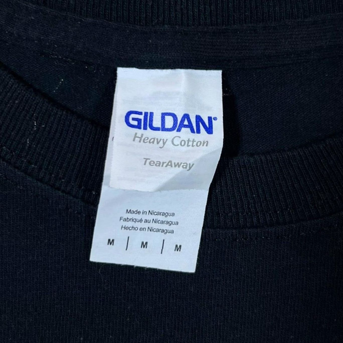 Gildan Gildan Summit Champion “In Training” Glitter Souvenir Graphic Black T-Shirt M Mens Shirt Medium Black Graphic Print 90s WL524 Size US M / EU 48-50 / 2 - 3 Thumbnail