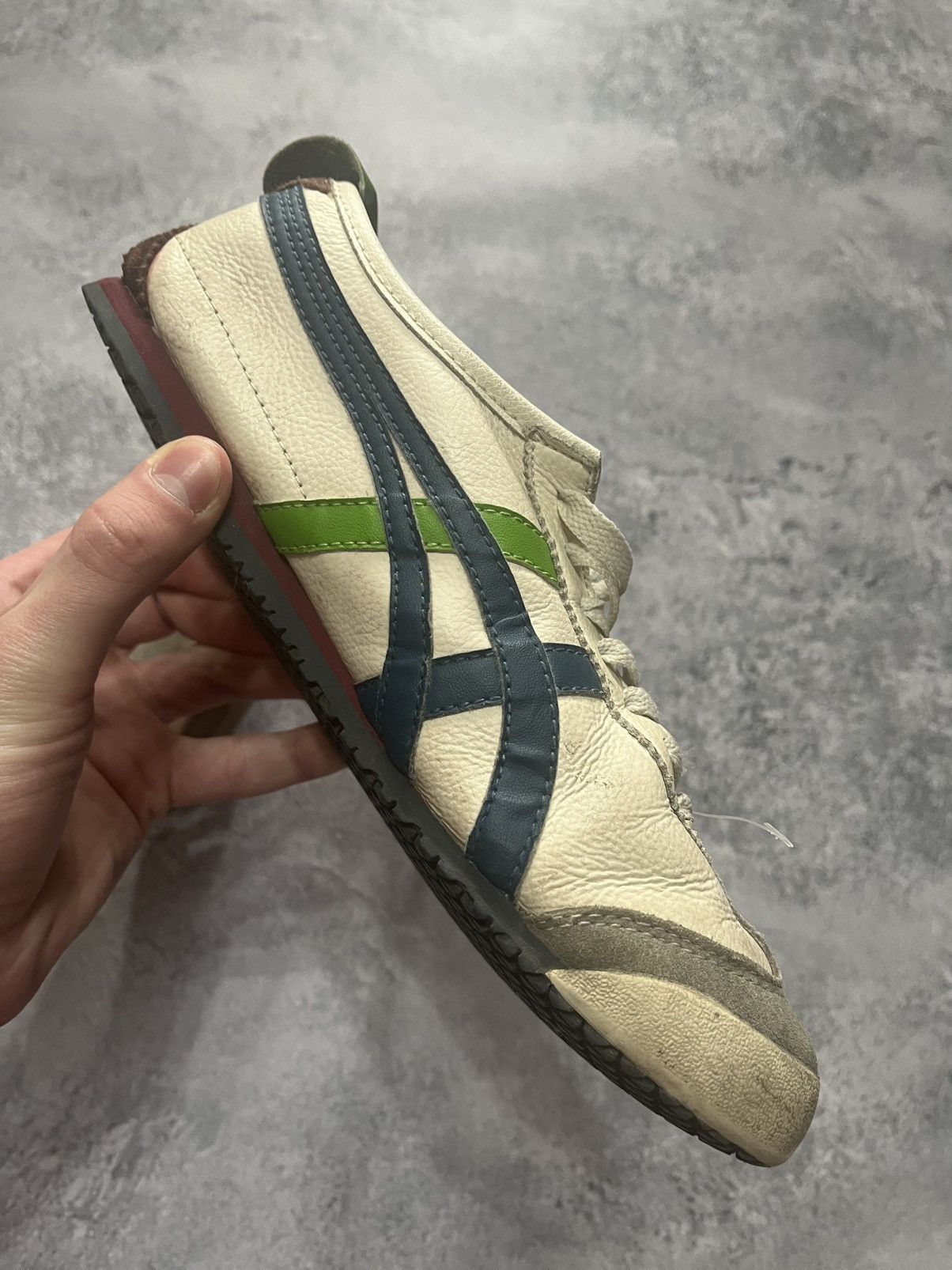 Onitsuka Tiger ONITSUKA TIGER ASICS RARE KILL BILL SNEAKERS Size US 8 / EU 41 - 5 Thumbnail