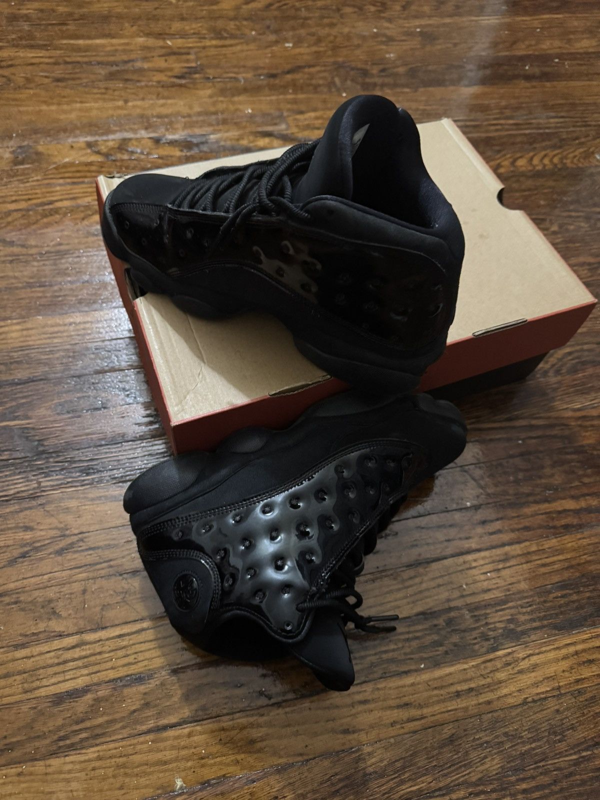 Jordan Brand cap and gown 13s (EXCLUSIVE) Size US 8.5 / EU 41-42 - 5 Thumbnail