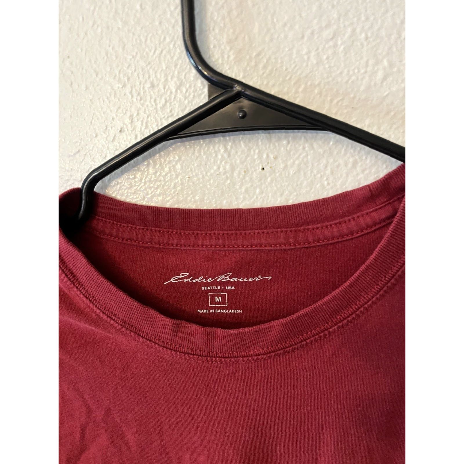 Eddie Bauer VINTAGE Eddie Bauer Men's T-shirt Crew Neck Long Sleeve Size Medium Red Solid Fall Winter Mens Size US M / EU 48-50 / 2 - 2 Thumbnail