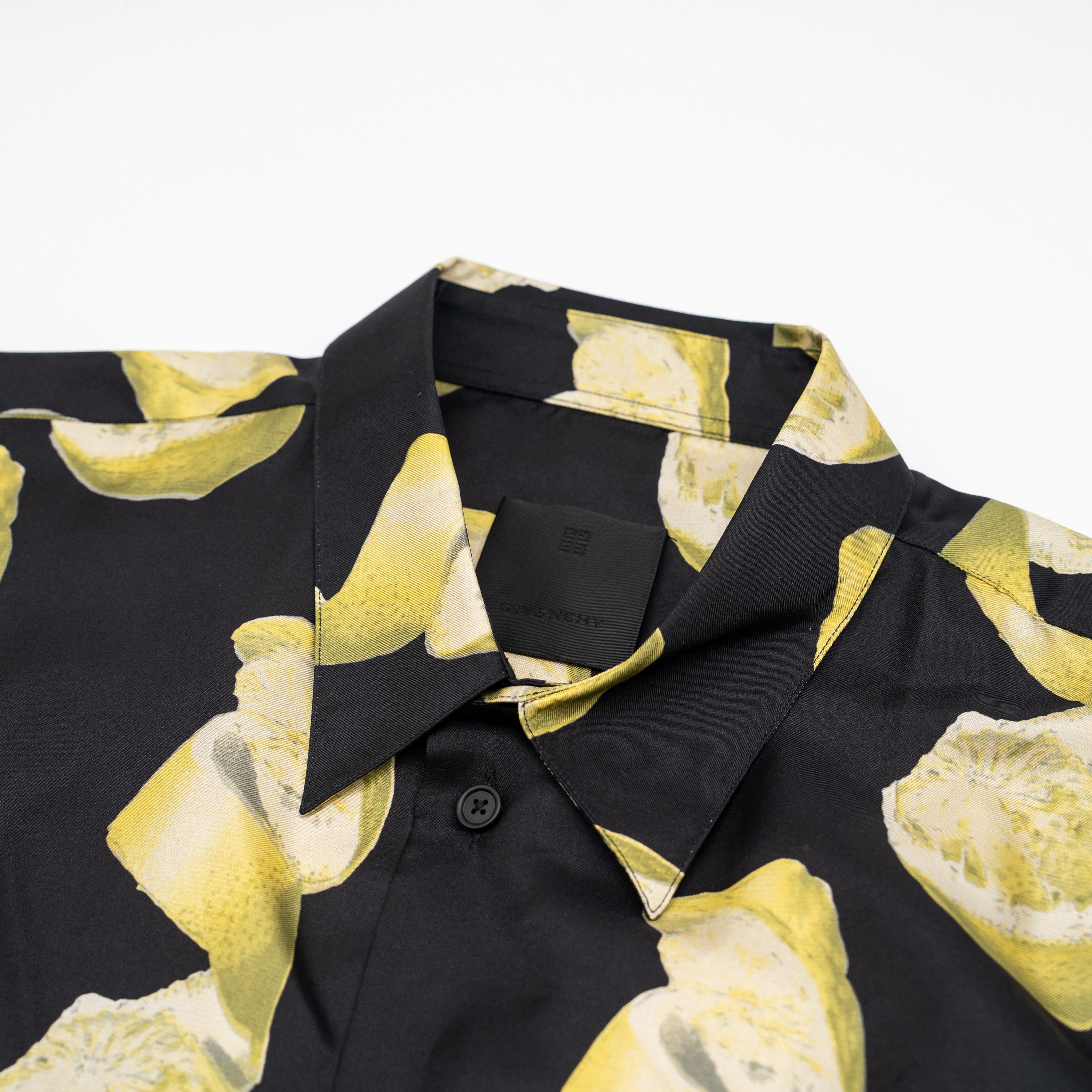 Givenchy 42 Givenchy Lemon Printed Silk Hawaiian Shirt Black Yellow Size US XL / EU 56 / 4 - 6 Thumbnail