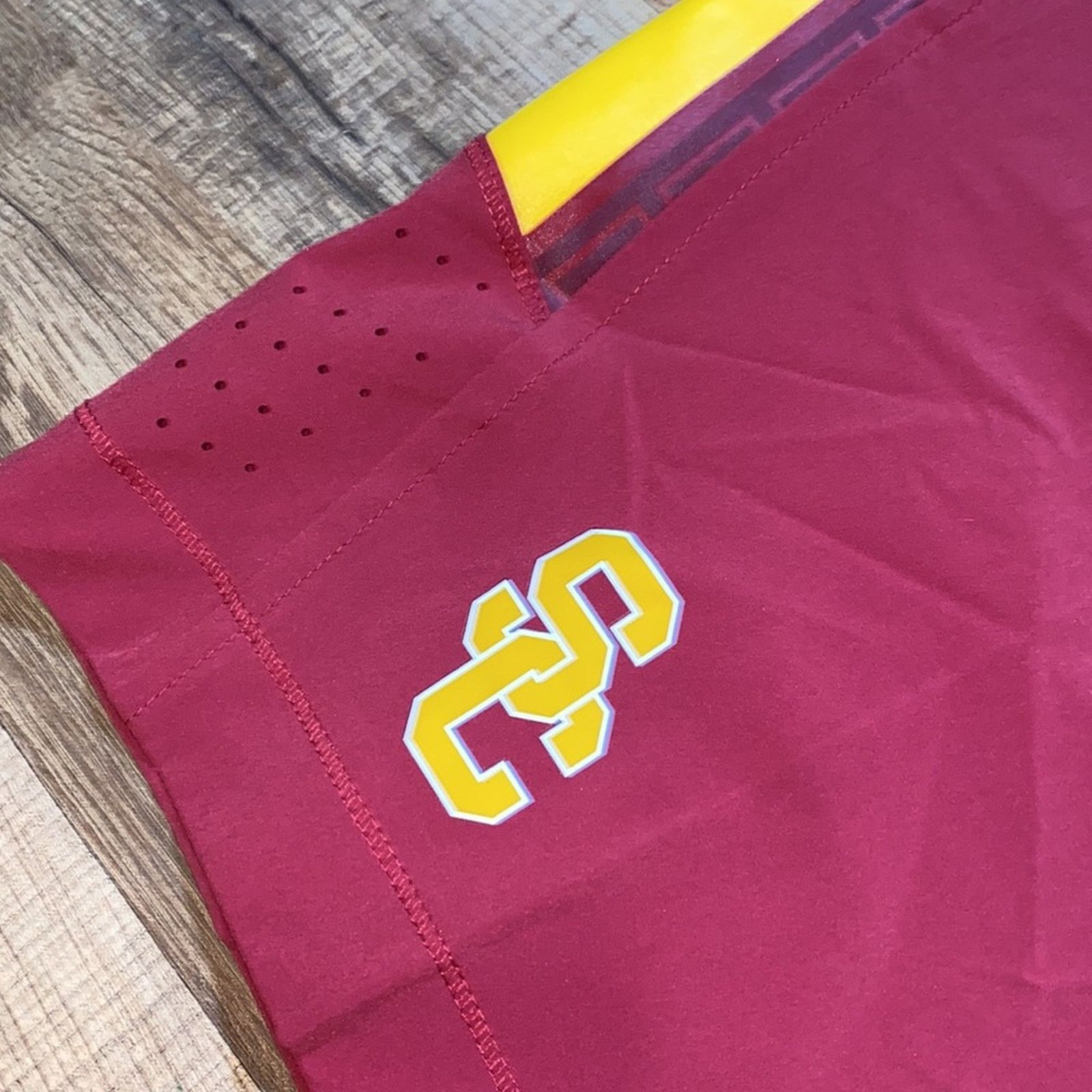 Nike 2014 Nike USC Trojans Shorts Size US 32 / EU 48 - 3 Thumbnail