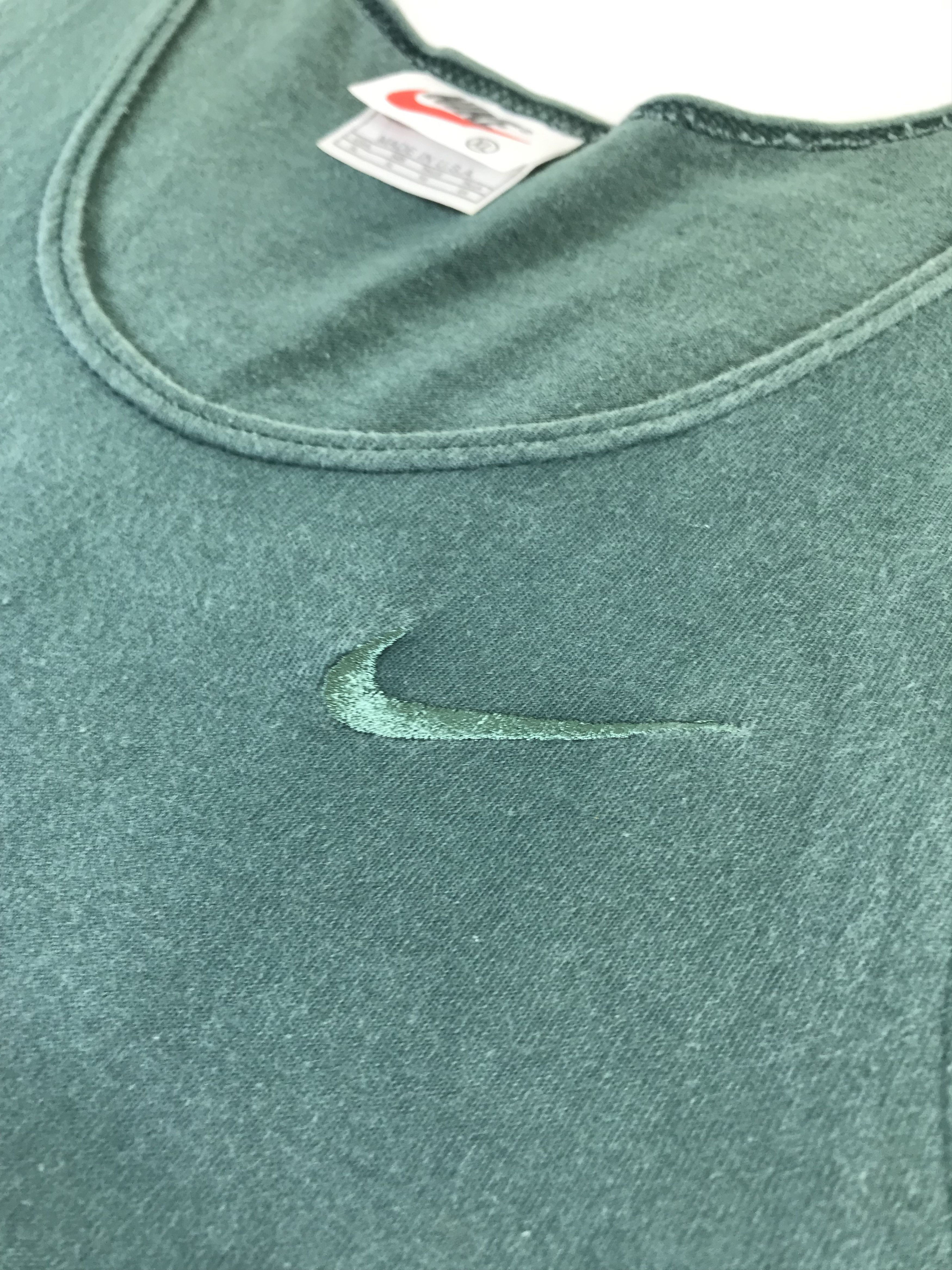 Nike Vintage 90s Nike Small Embroidered Swoosh Tank Top Size US XL / EU 56 / 4 - 4 Thumbnail