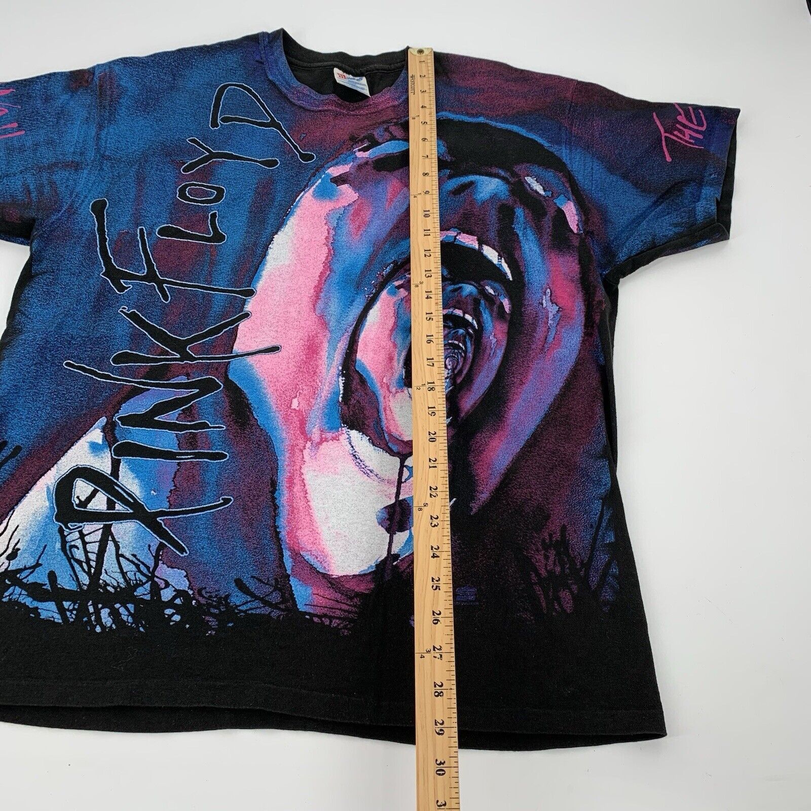 Hanes × Vintage RARE Vintage Grail 1994 Pink Floyd The Wall AOP Band T-Shirt Size US XL / EU 56 / 4 - 12 Thumbnail
