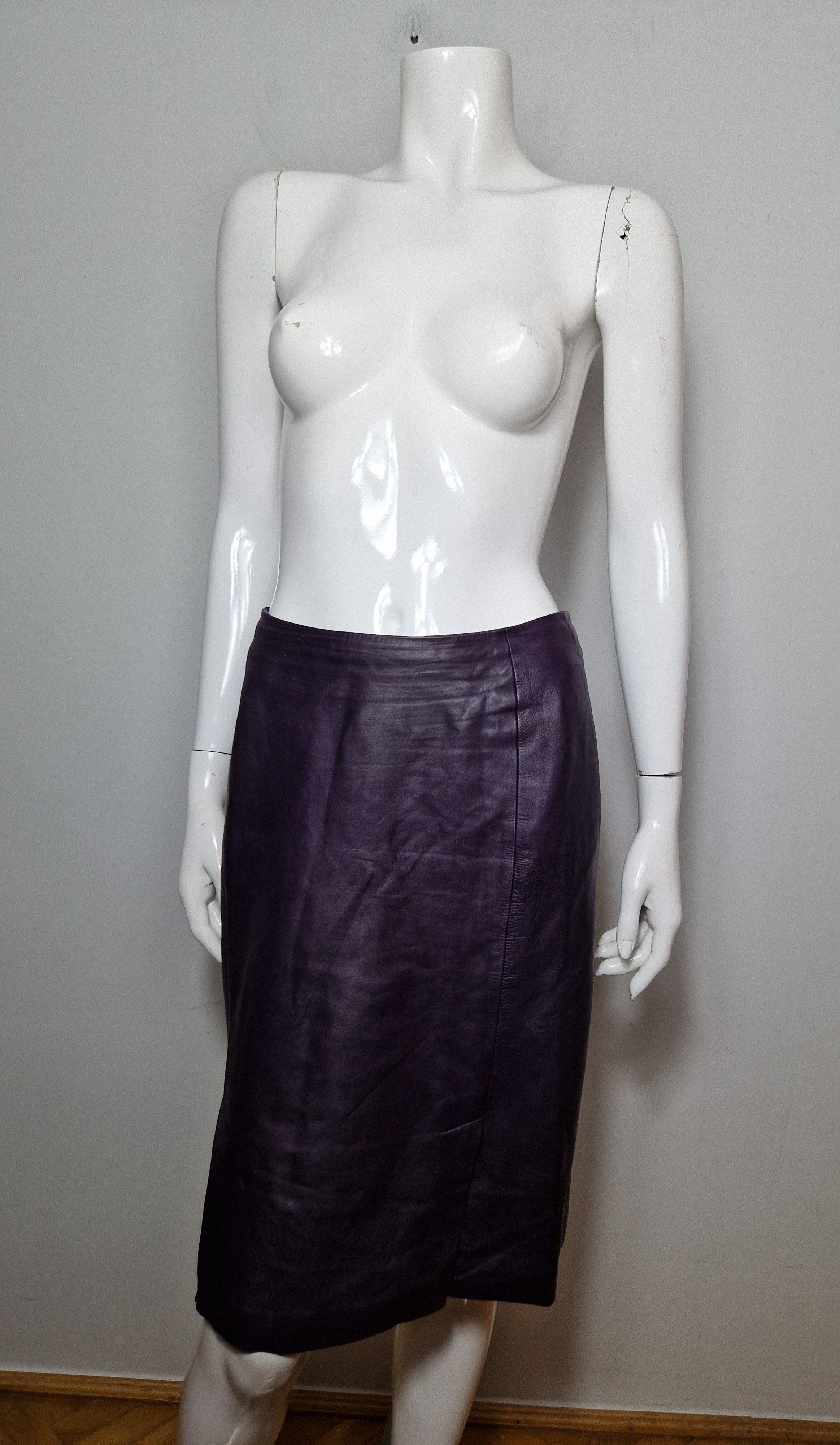 Prada Prada vintage leather skirt Size 30" / US 8 / IT 44 - 1 Thumbnail