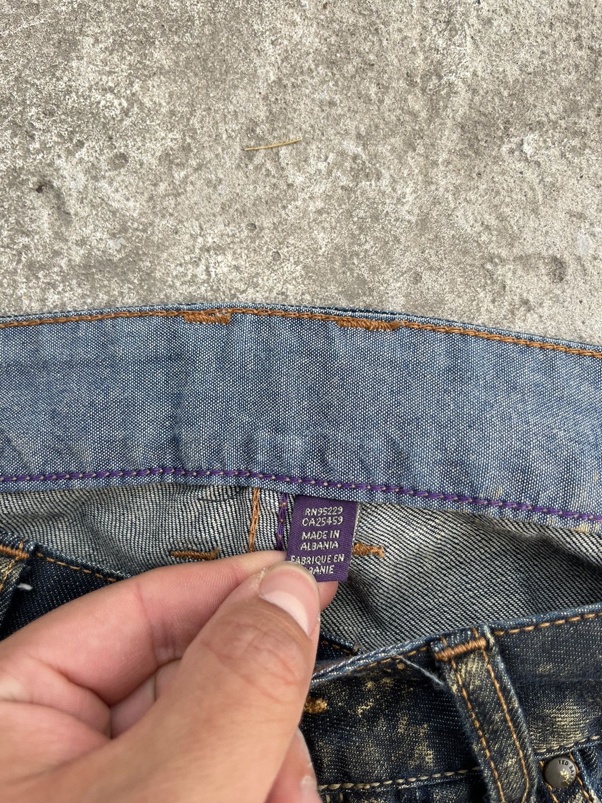 Japanese Brand Dirty Painted Distressed Thrashed Faded Baggy Jeans Y2K Pant Size US 34 / EU 50 - 3 Thumbnail