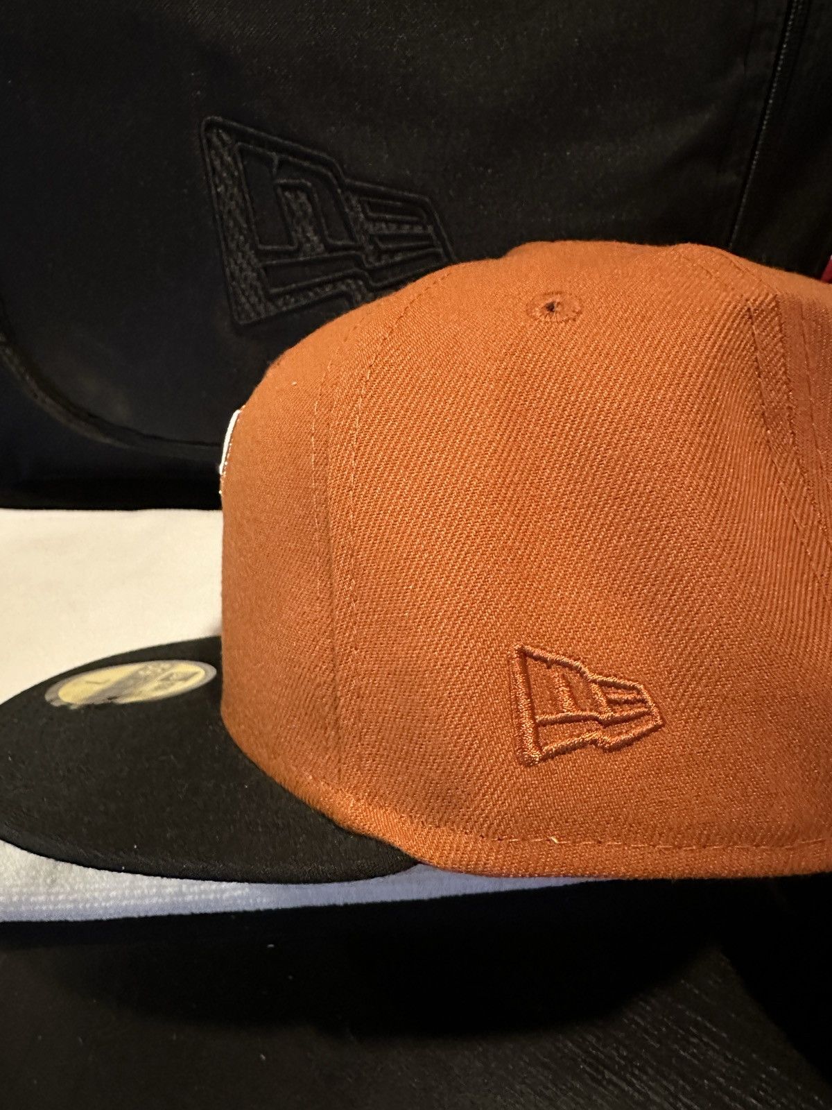 New Era New Era Burnt Orange Size 7 Texas Rangers GLOW Size ONE SIZE - 8 Thumbnail