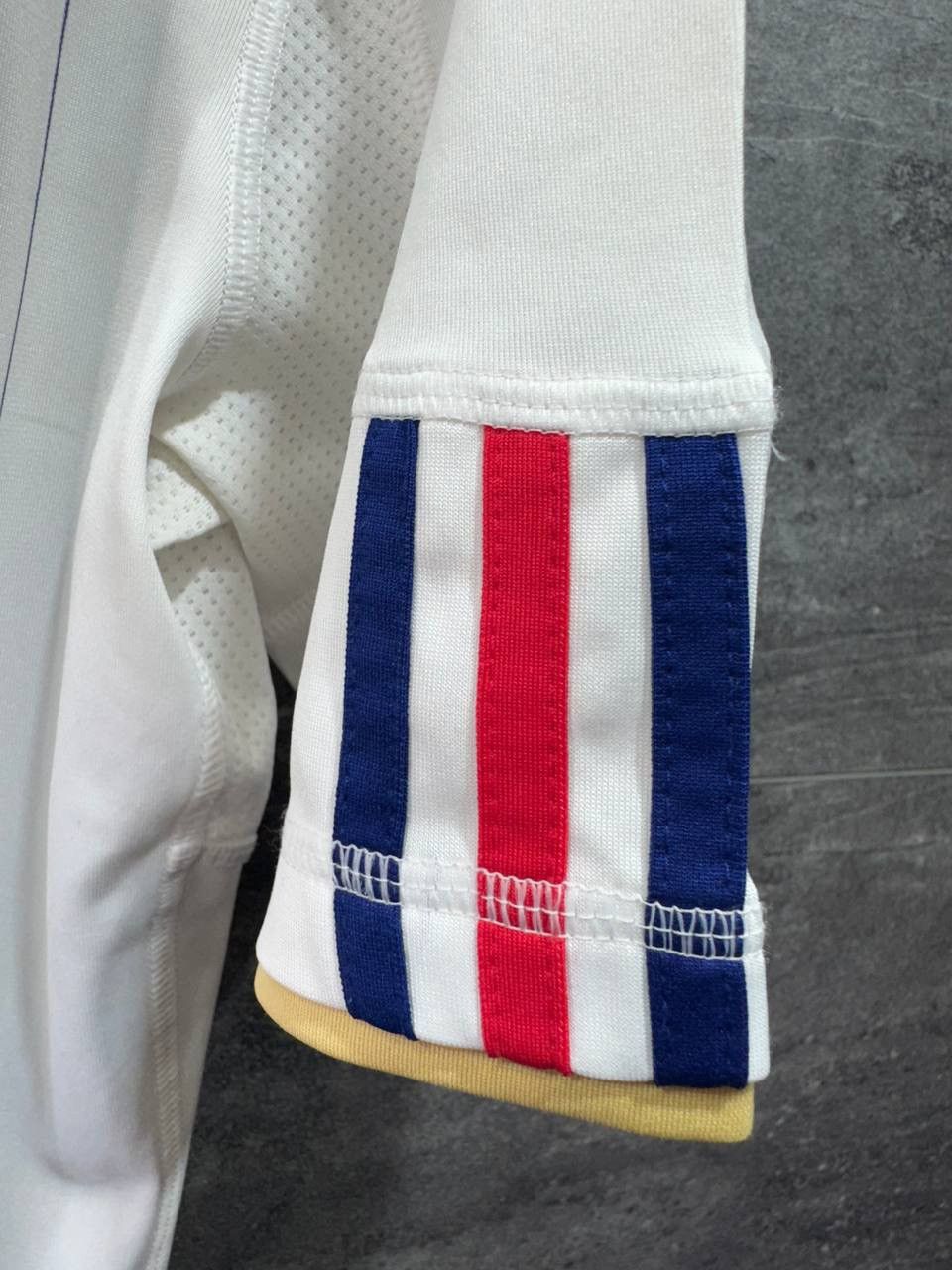Other France Away football shirt 2010 - 2011 Adidas P41193 Mens Size US M / EU 48-50 / 2 - 3 Thumbnail