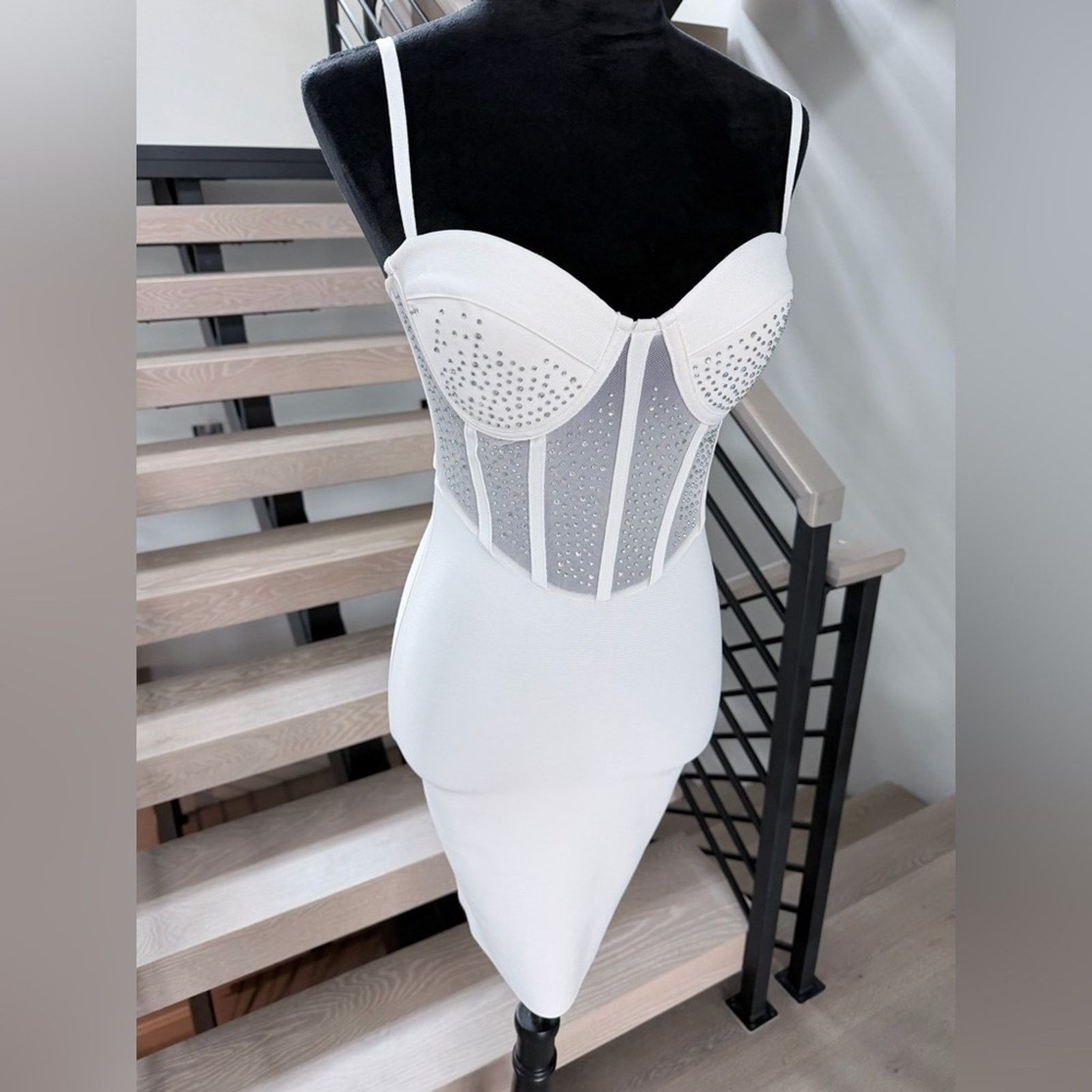 Other White Embellished Bustier Midi Party Dress size S Size S / US 4 / IT 40 - 3 Thumbnail