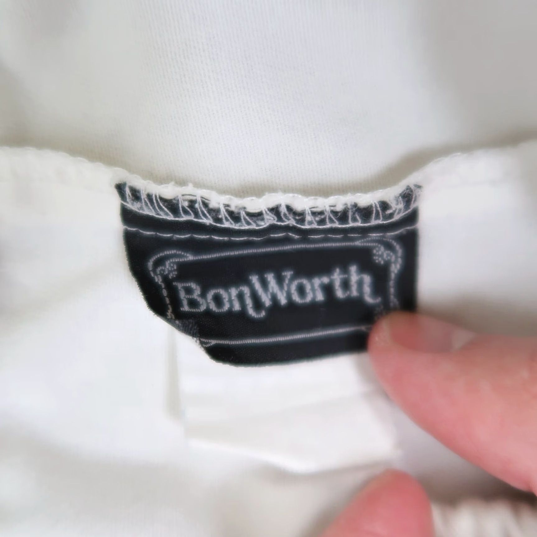 Vintage VINTAGE Bon Worth White High Rise Pull-On Shorts Women S Chino Cotton 90s Casual Belt Loops Pockets 6.5 Inseam Size 28" / US 6 / IT 42 - 4 Thumbnail