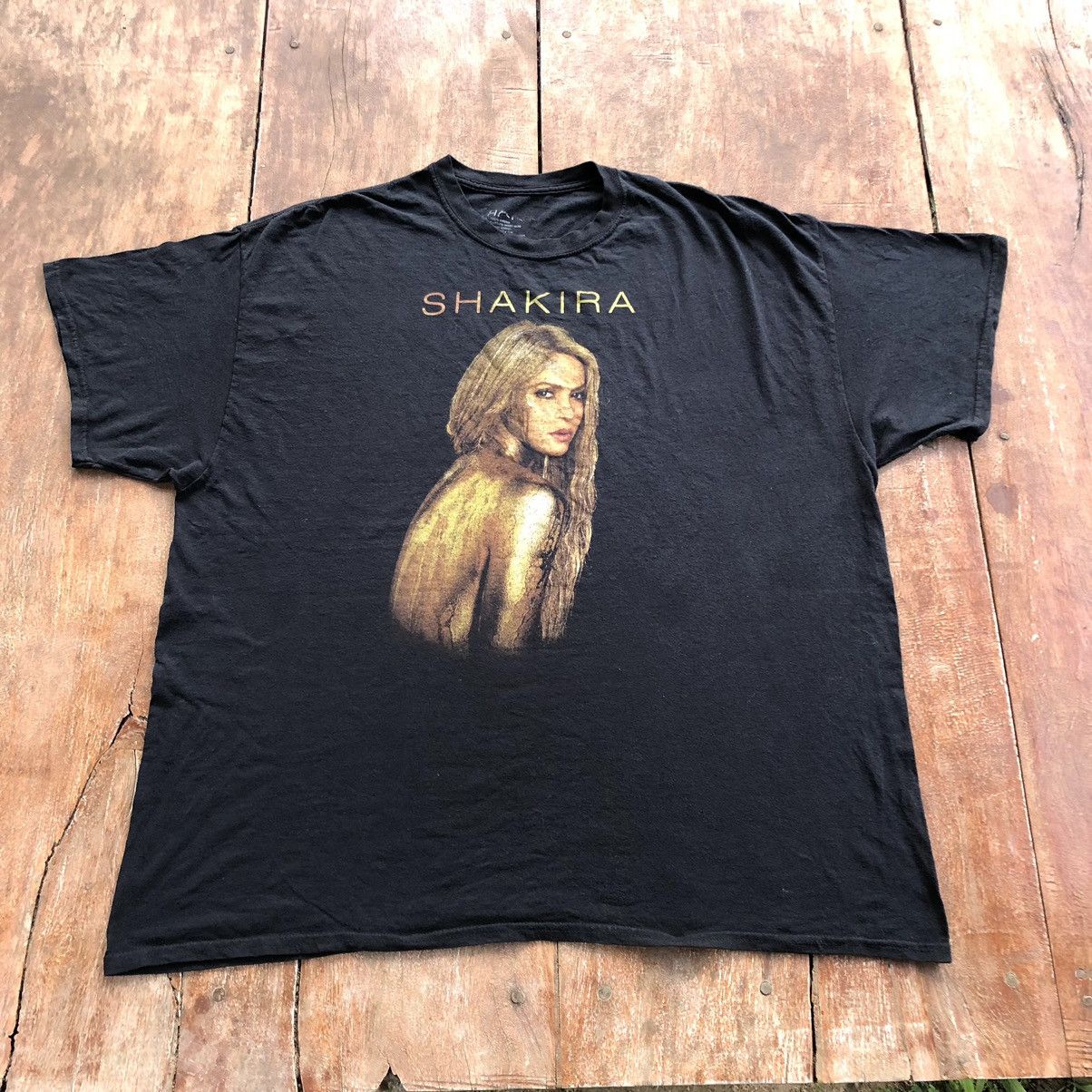 Band Tees Vintage Shakira Rare Tour Shirt Size US XXL / EU 58 / 5 - 2 Thumbnail