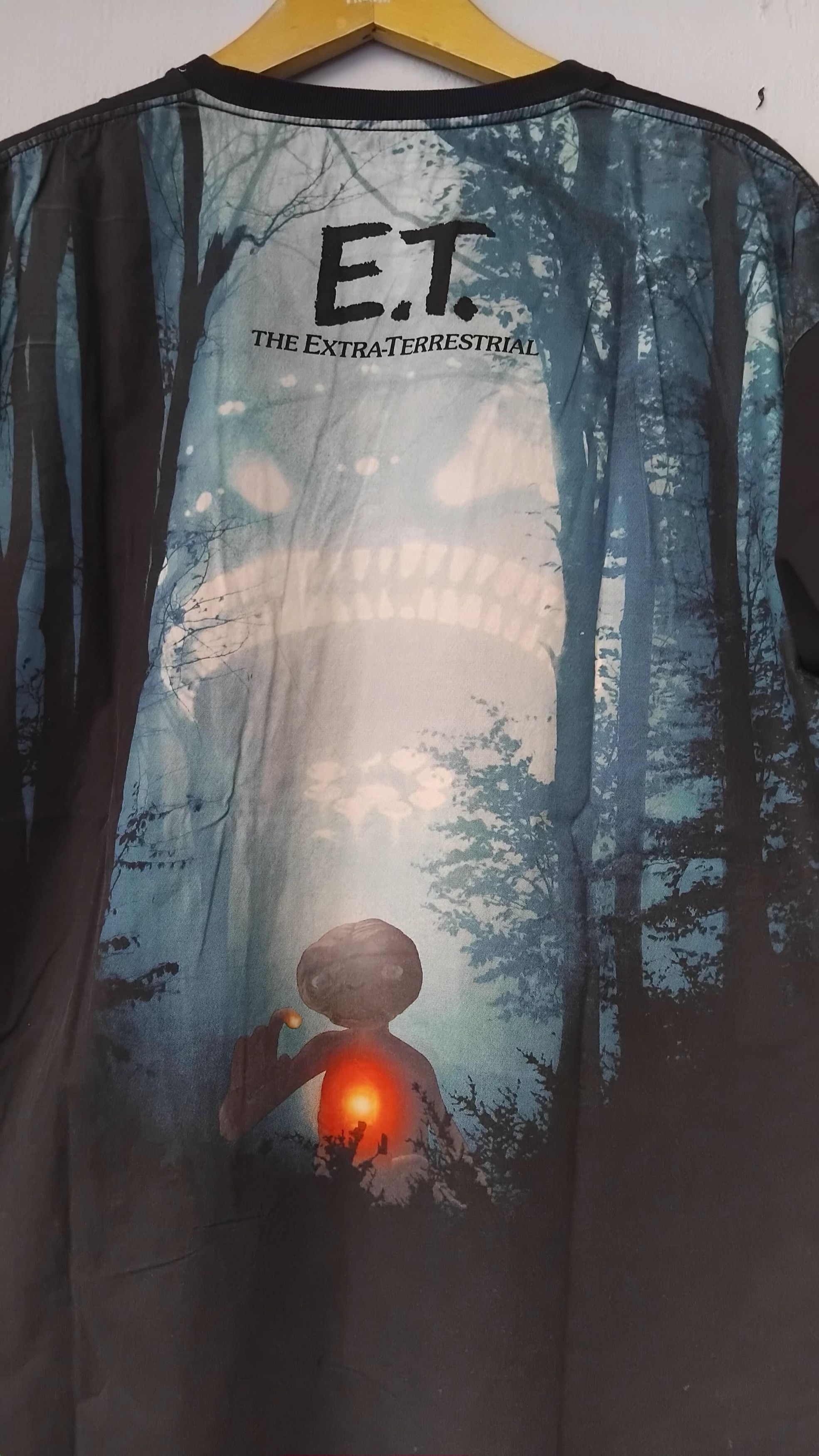 Other E.T Movie pocket tee Size US XL / EU 56 / 4 - 2 Thumbnail