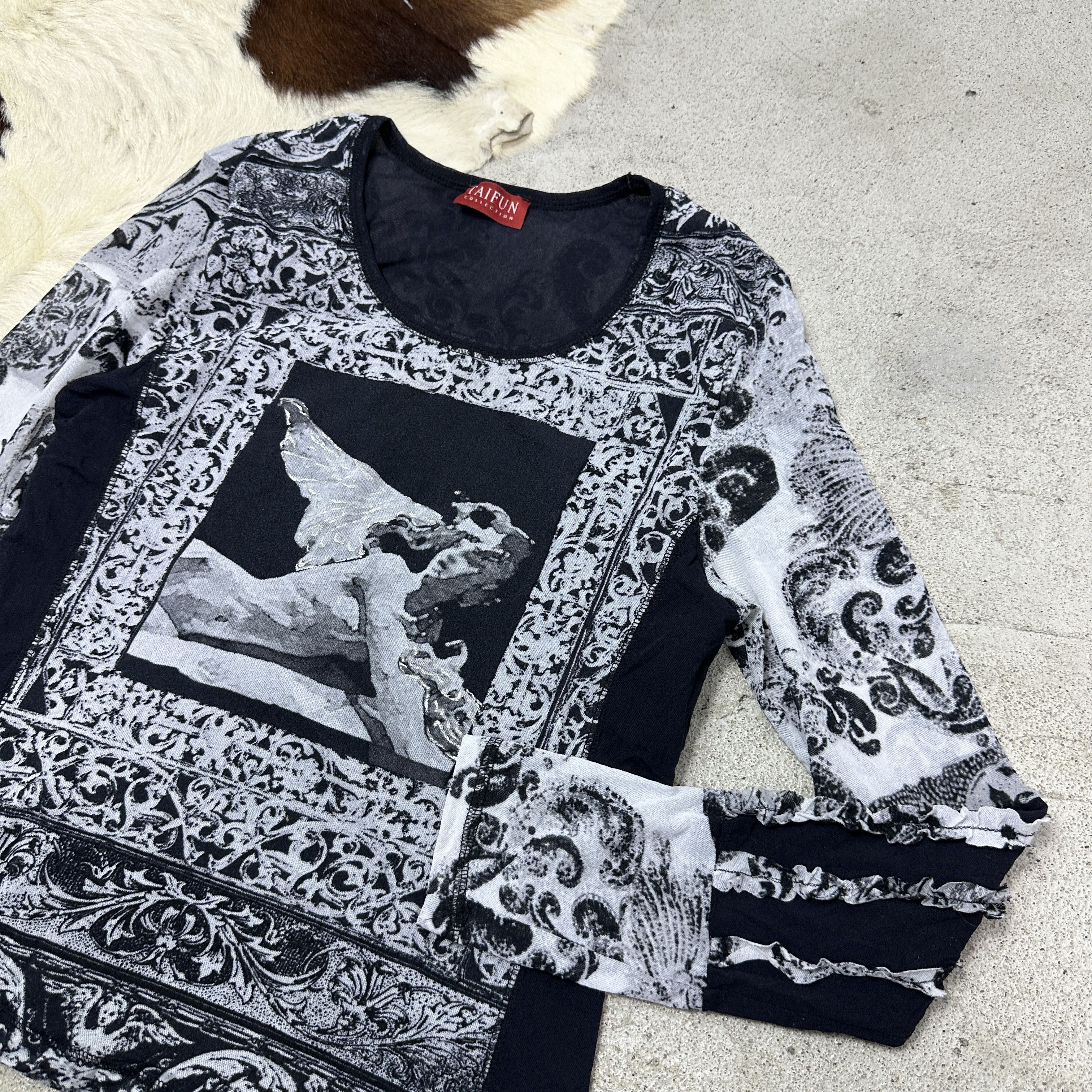 Vintage Vintage Avant Garde Preppy Angel Printed Meshtop 00s Size S / US 4 / IT 40 - 3 Thumbnail