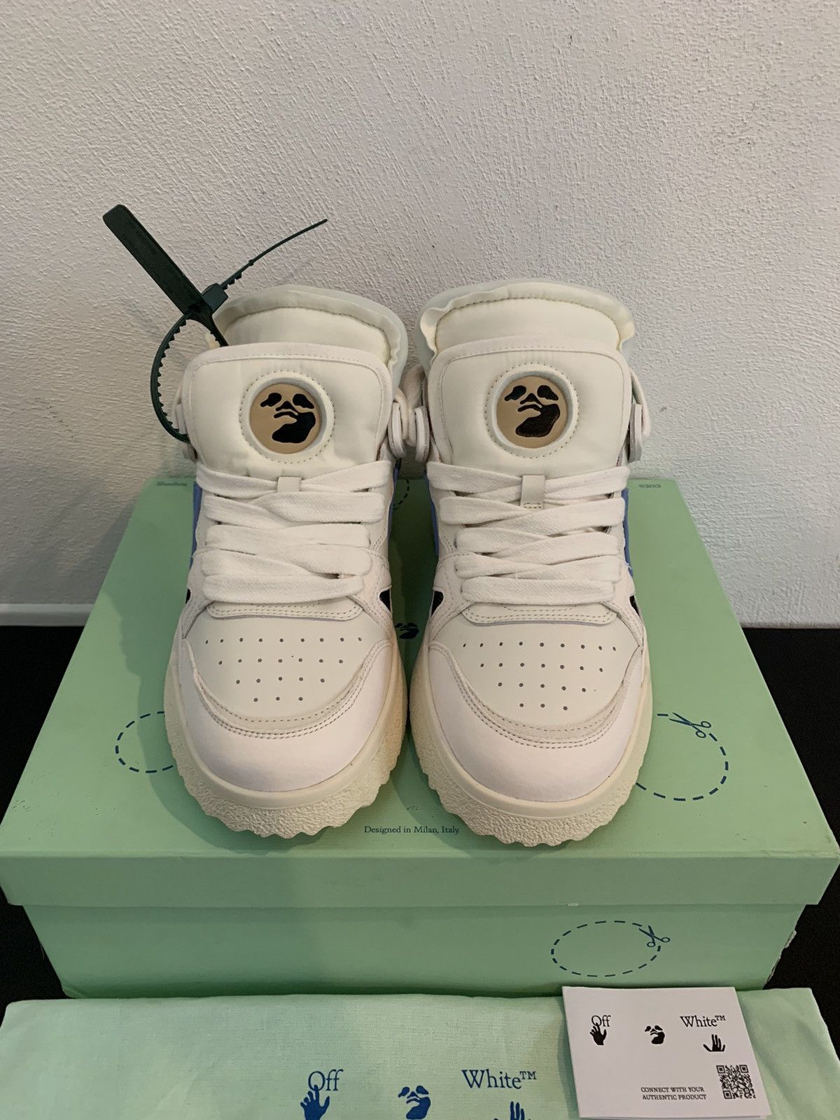 Off-White Off-White MidTop Sponge SNKRS Pristine Size US 7 / EU 40 - 8 Thumbnail