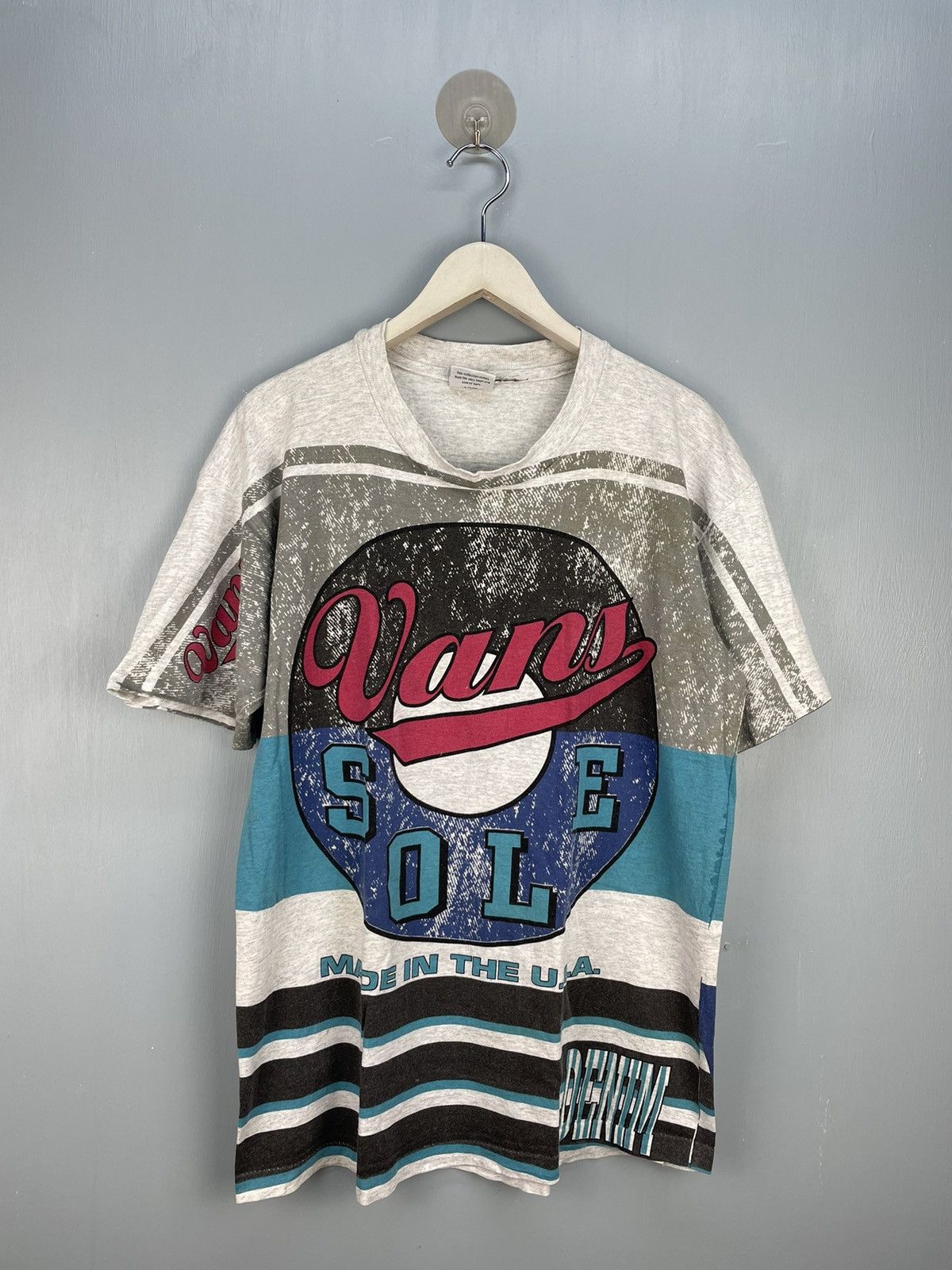 Vans Vintage 90s Vans of the walls AOP t shirt Size US L / EU 52-54 / 3 - 1 Thumbnail