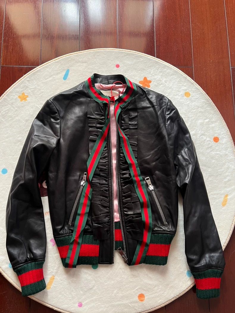 Gucci Gucci Black Leather Bomber Jacket Size XS / US 0-2 / IT 36-38 - 1 Thumbnail