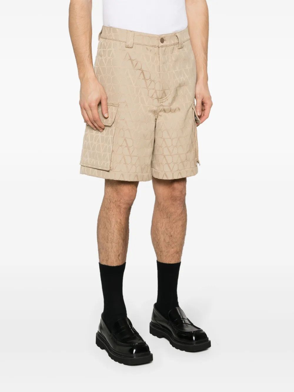 Valentino o1y0525 Cargo Short in Beige Size US 34 / EU 50 - 2 Thumbnail
