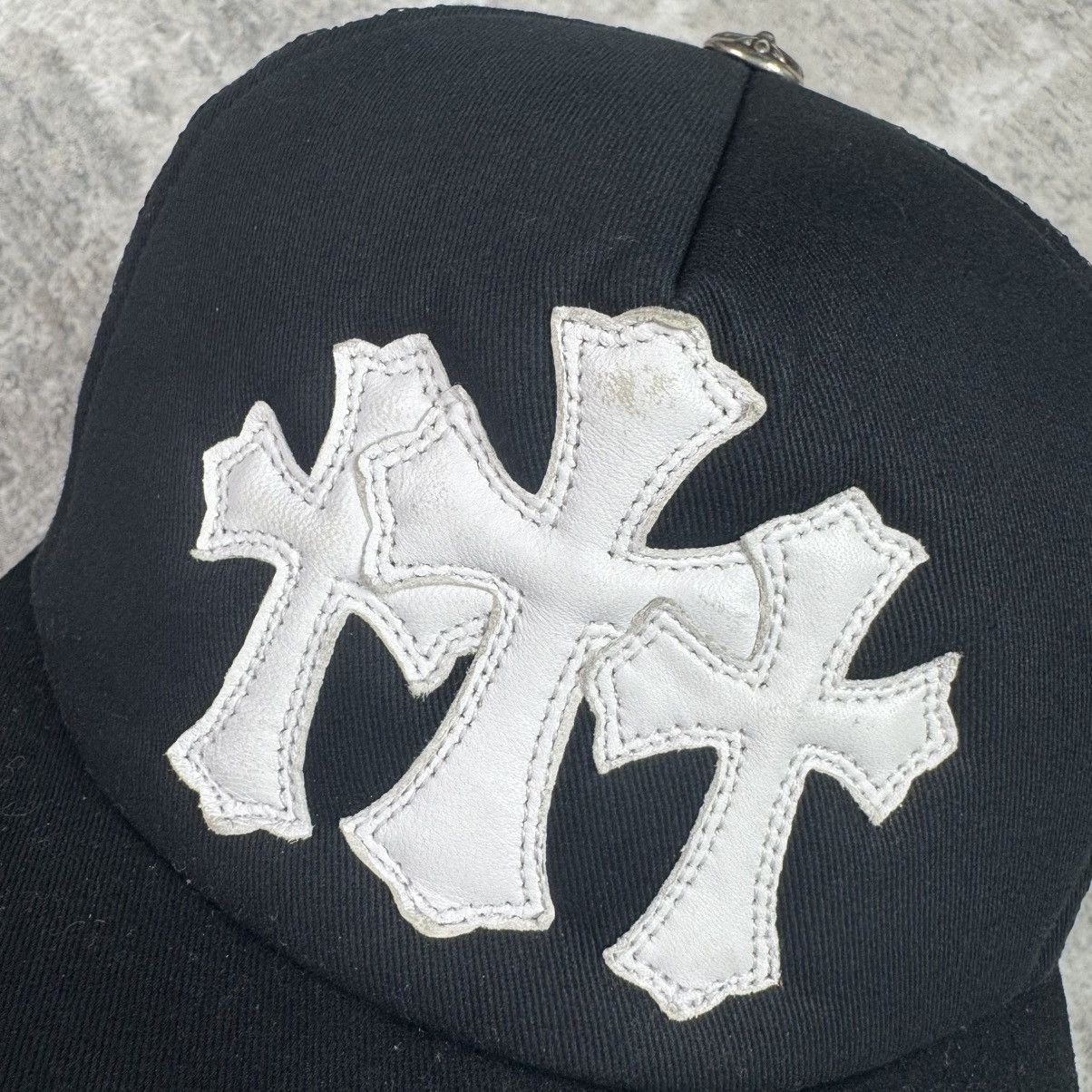 Chrome Hearts Cemetery cross patch trucker hat Size ONE SIZE - 5 Thumbnail
