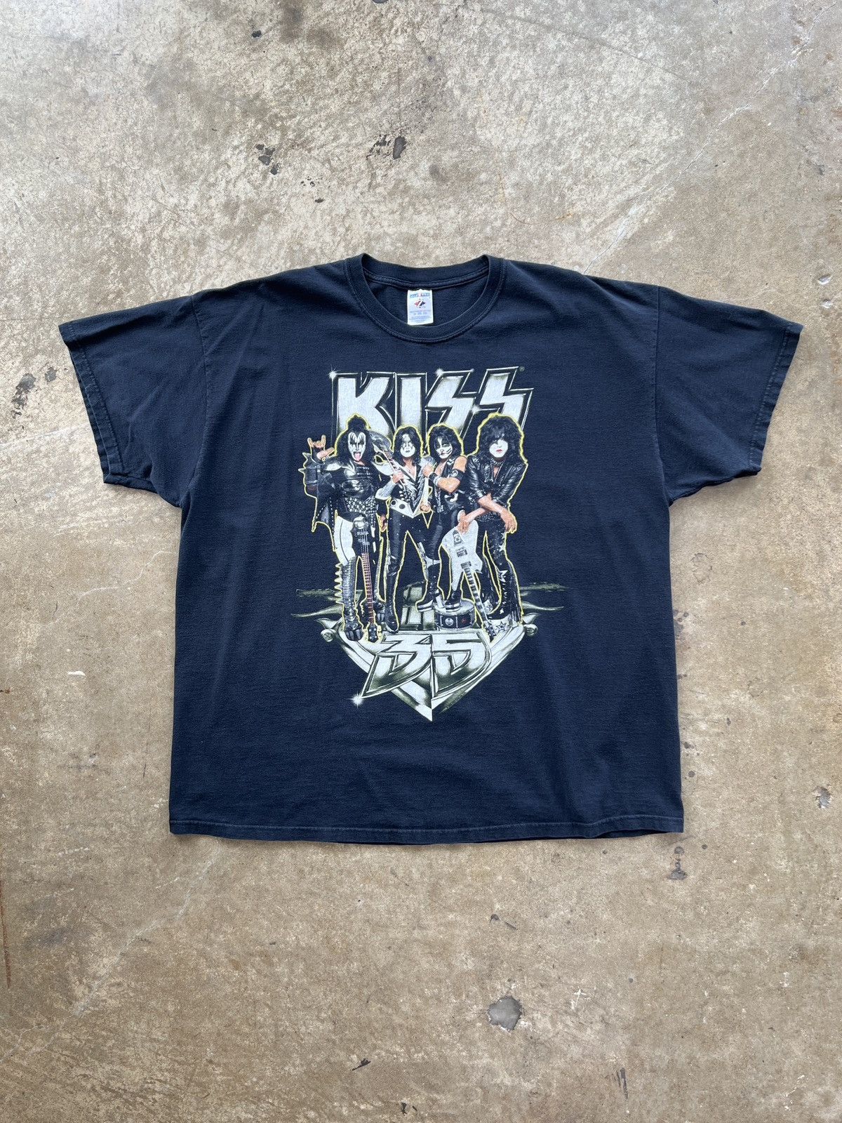 Band Tees Vintage Y2K 2005 Kiss Alive 35 Band Tee XXL Size US XXL / EU 58 / 5 - 2 Thumbnail