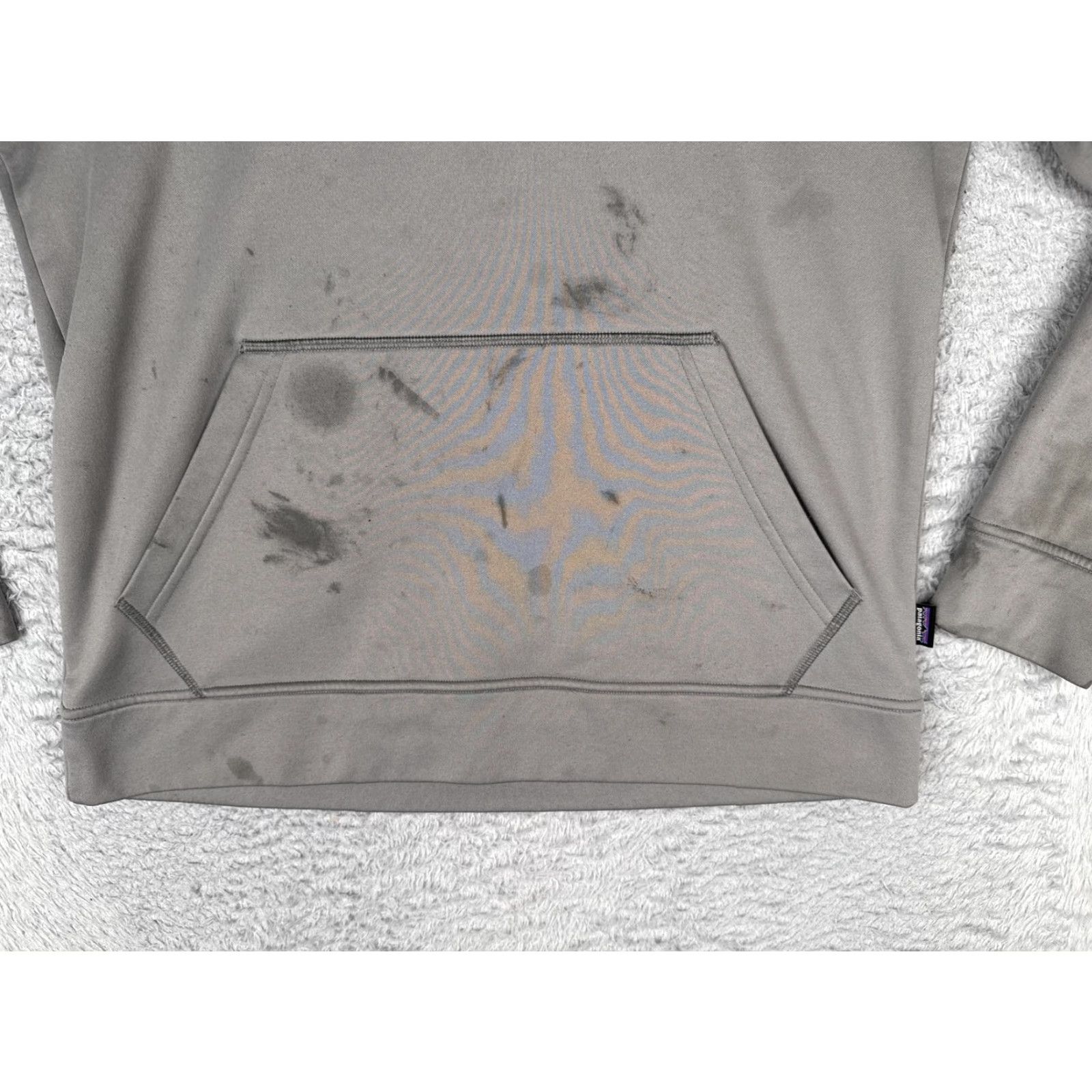 Patagonia Patagonia Hoodie Mens M Gray P-6 Logo Graphic Pullover Sweatshirt Fleece Kangaroo Pocket Regular Fit Active Outdoor Size US M / EU 48-50 / 2 - 5 Thumbnail
