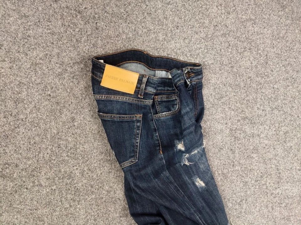 Balmain Pierre Balmain Design 17 CV Distressed Denim Slim Jeans Size US 26 / EU 42 - 13 Thumbnail