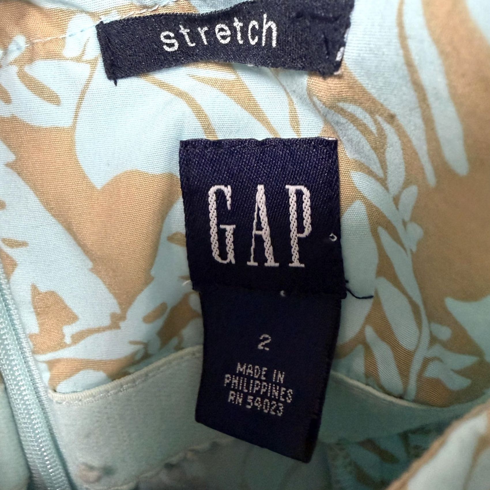 Gap VINTAGE Gap Sundress Women's 2 Green Gold Tropical Floral Stretch Mini Sundress with Spaghetti Straps and Zip Closure Size XS / US 0-2 / IT 36-38 - 4 Thumbnail
