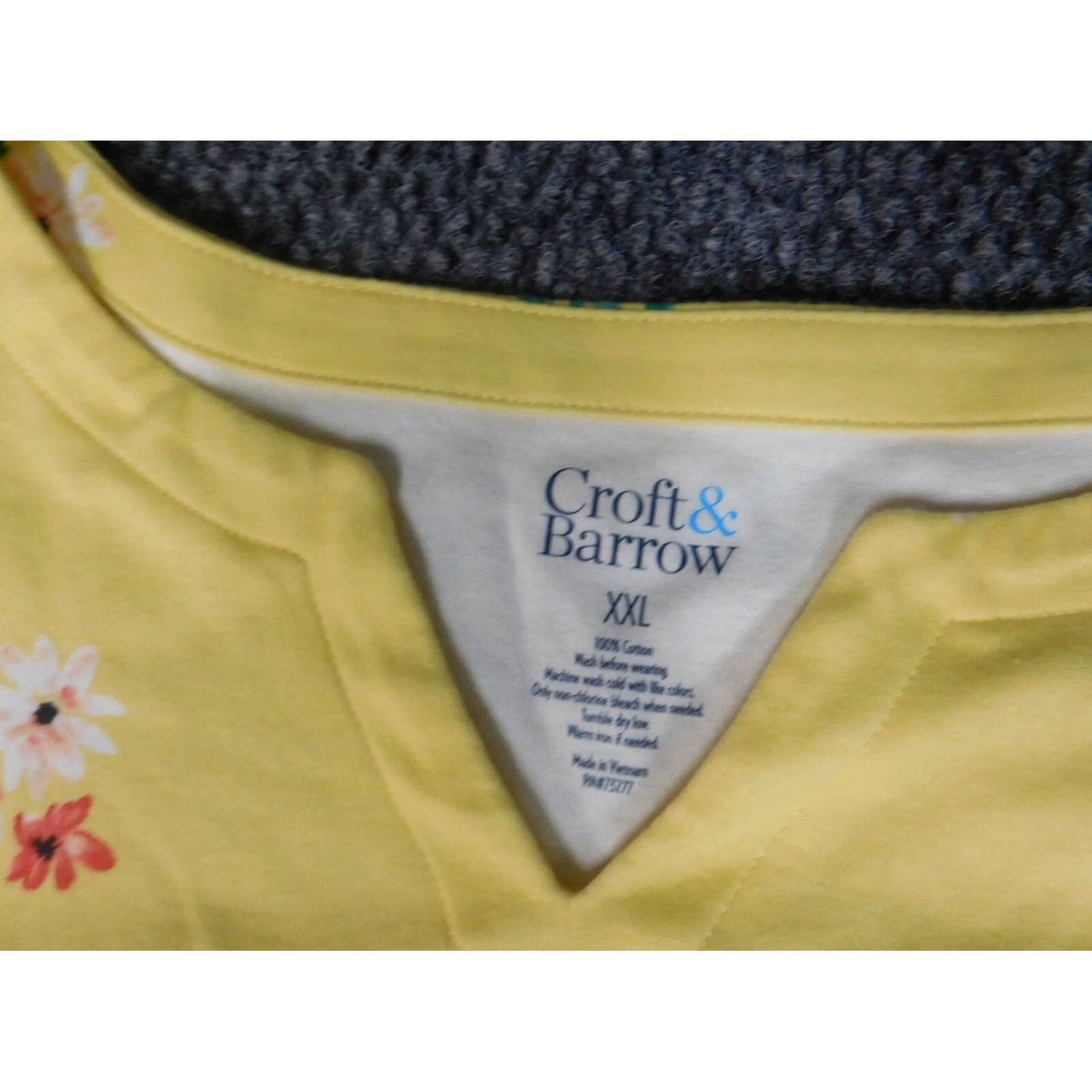 Croft & Barrow Croft & Barrow Womens Blouse 2XL Yellow Floral Stretch Short Sleeve Crew Neck Pullover Casual Polyester Rayon Regular Women 2XL Blouse Floral Yellow Size XXL / US 16-18 / IT 52-54 - 6 Thumbnail