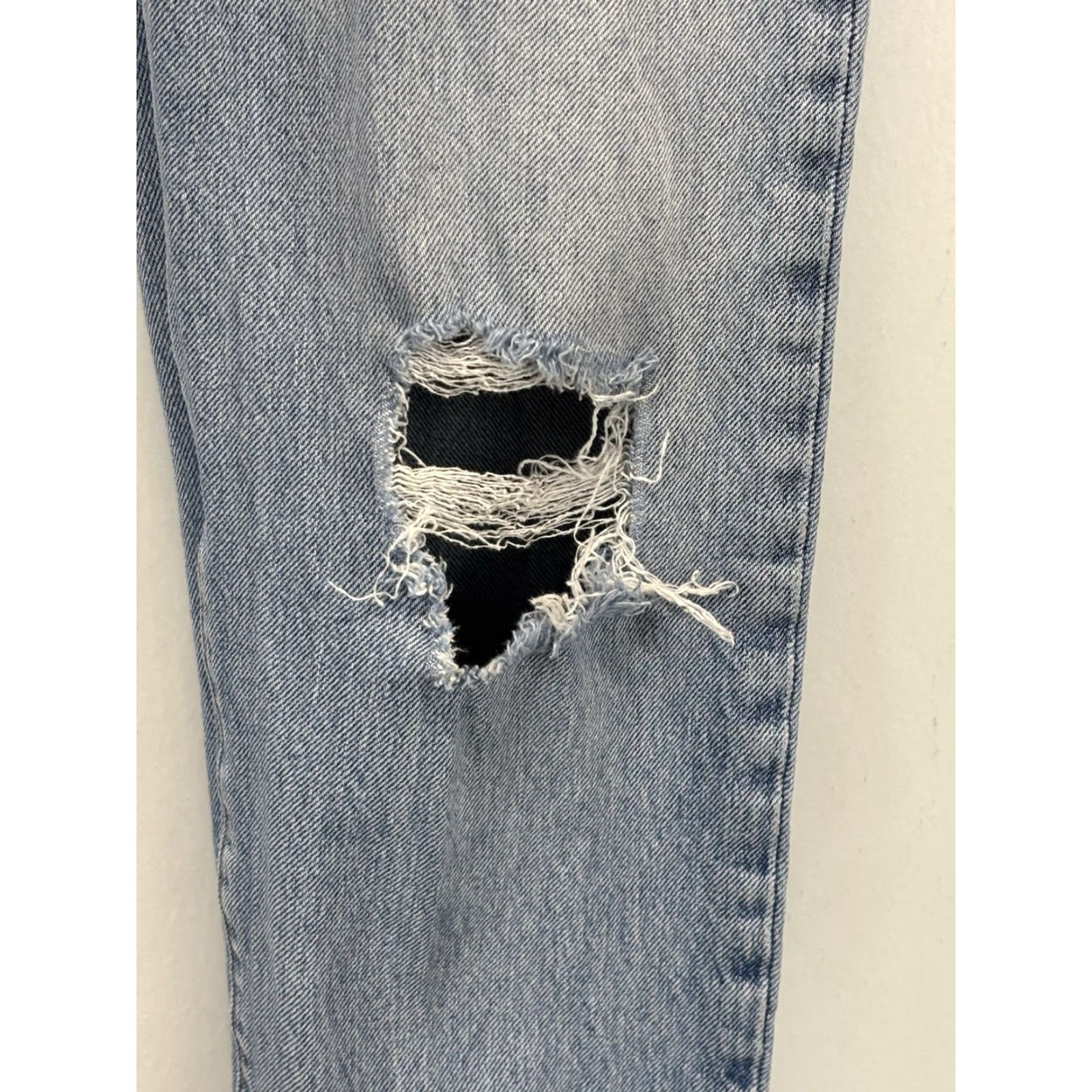 Levi's Levi's Hi Ball Jeans Women’s Size 30 Light Wash Distressed Straight Big E Size 30" / US 8 / IT 44 - 6 Thumbnail