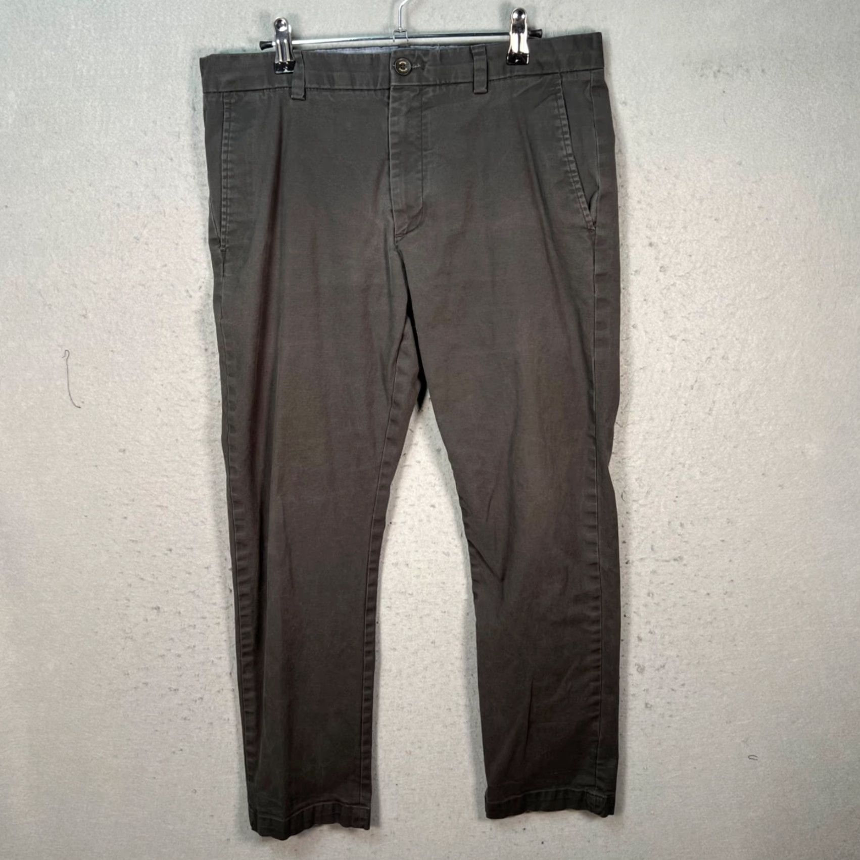 Banana Republic VINTAGE Banana Republic Mens 33 x 26 Fulton Skinny Chino Pants Gray Slim Fit Cotton Shirt? Size US 33 - 2 Thumbnail
