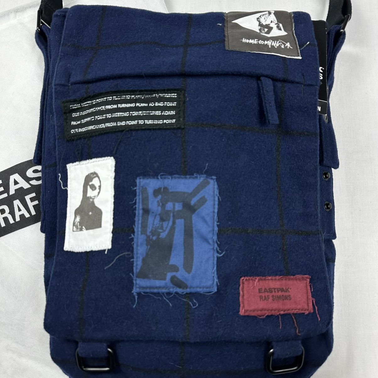 Raf Simons Raf Simons x Eastpak A/W08 Patchwork Crossbody Bag Size ONE SIZE - 4 Thumbnail