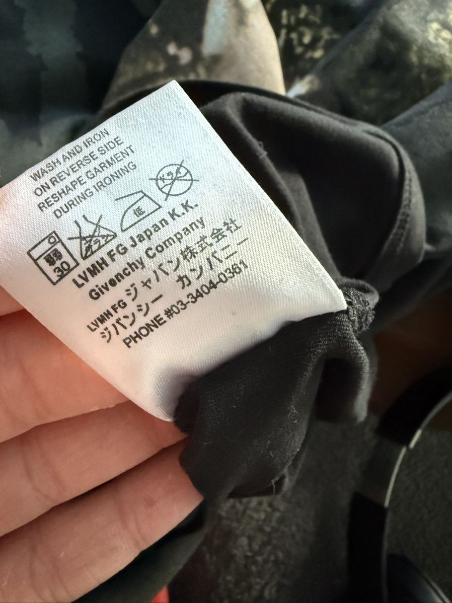 Givenchy Givenchy Rottweiler Gold Stars Tee Size US M / EU 48-50 / 2 - 7 Thumbnail