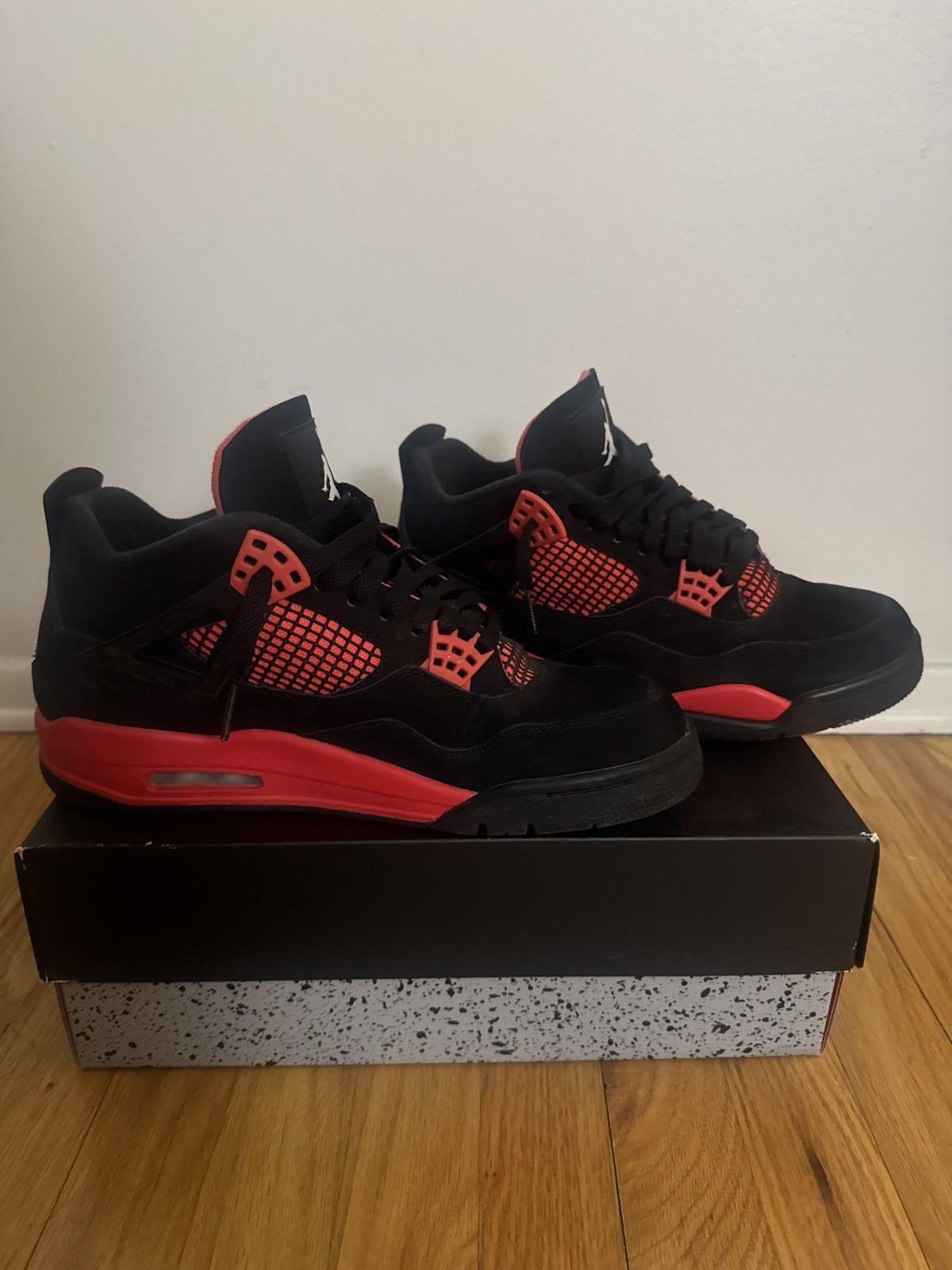 Jordan Brand Jordan 4 retro “red thunder” Size US 10.5 / EU 43-44 - 1 Thumbnail
