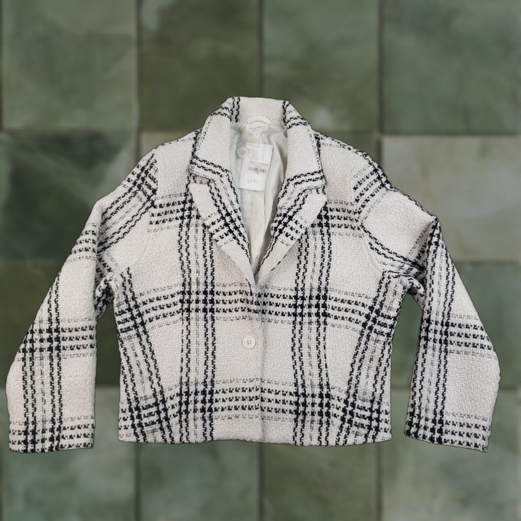 Area We are Sundays Jacket Women Large Black White Plaid Coat Short Knit Lined Size 36" / US 14 / IT 50 - 1 Thumbnail