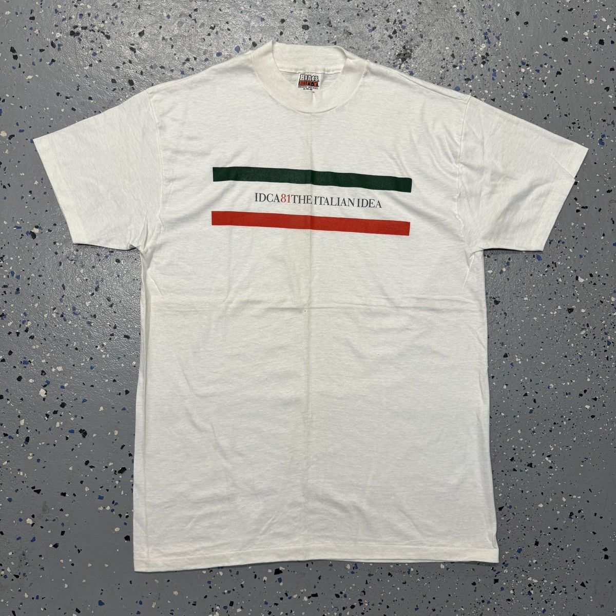 Vintage Vintage 80s 1981 Hanes Italy Graphic Shirt Single Stitch XL Size US XL / EU 56 / 4 - 1 Thumbnail