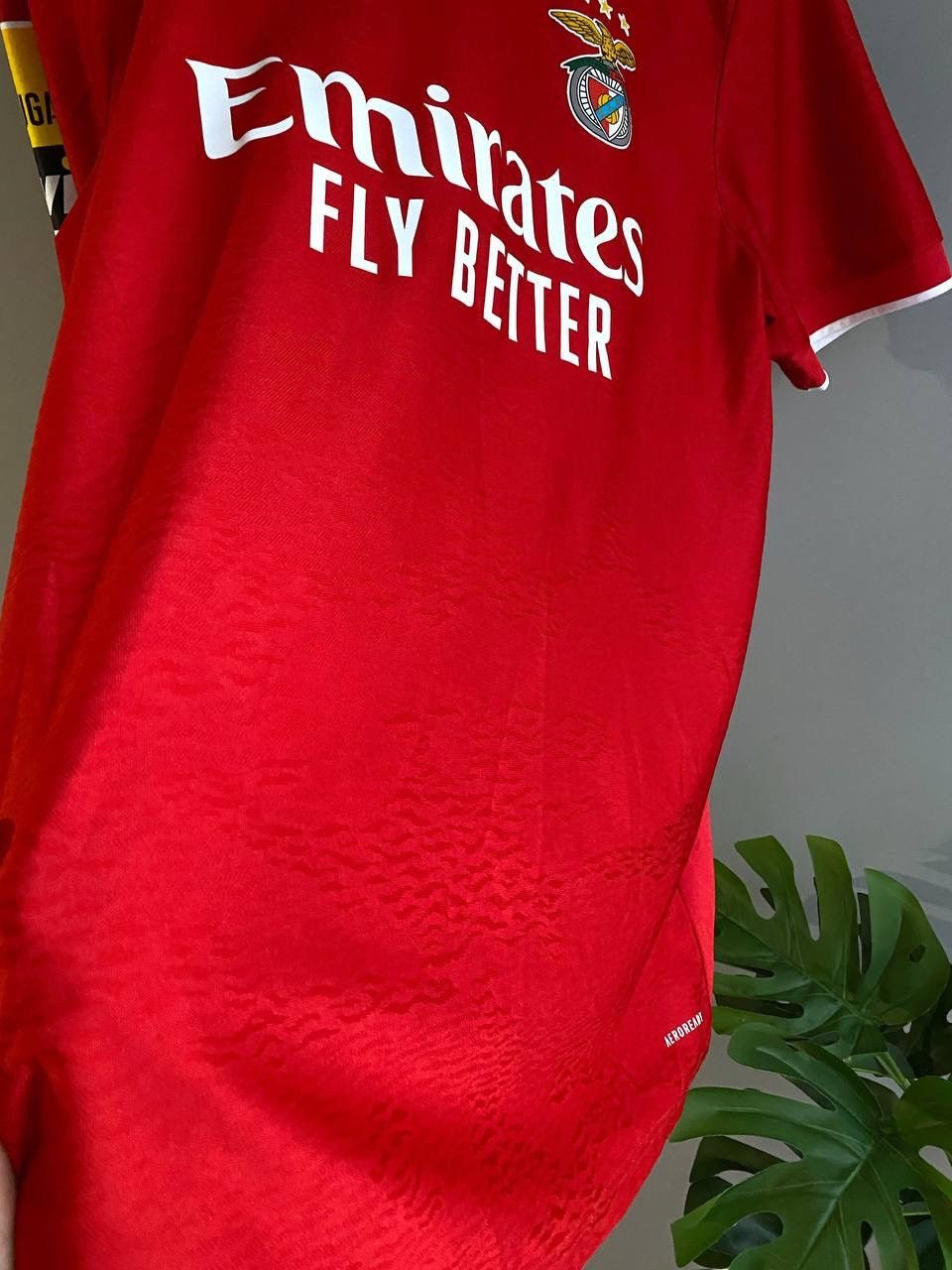 Adidas Benfica FC 2021/22 Home Football Soccer Jersey #21 PIZZI, L Size US L / EU 52-54 / 3 - 14 Thumbnail