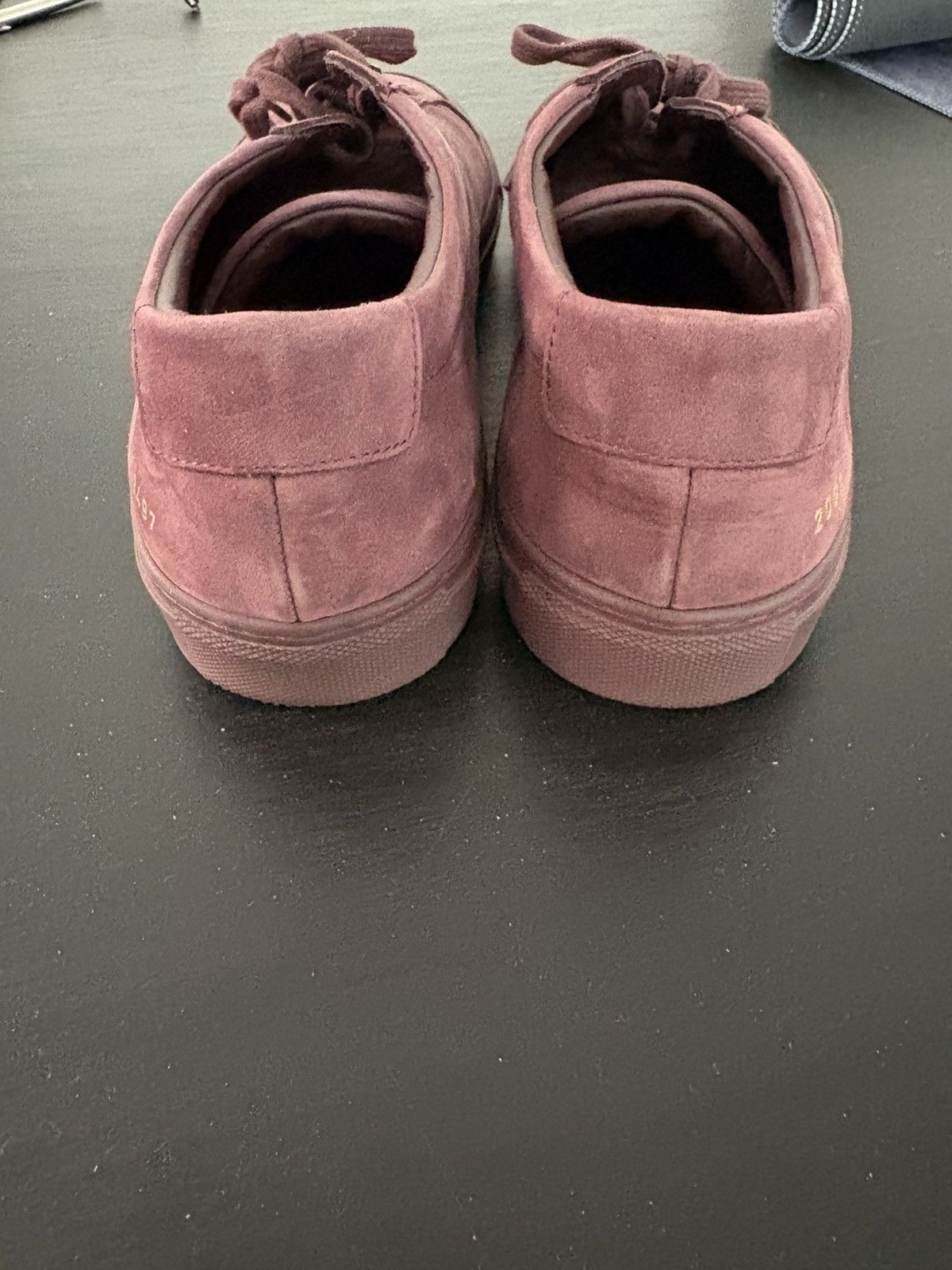 Common Projects Common Projects Achilles Low Burgundy Suede Sneakers EU 42 Size US 9.5 / EU 42-43 - 4 Thumbnail