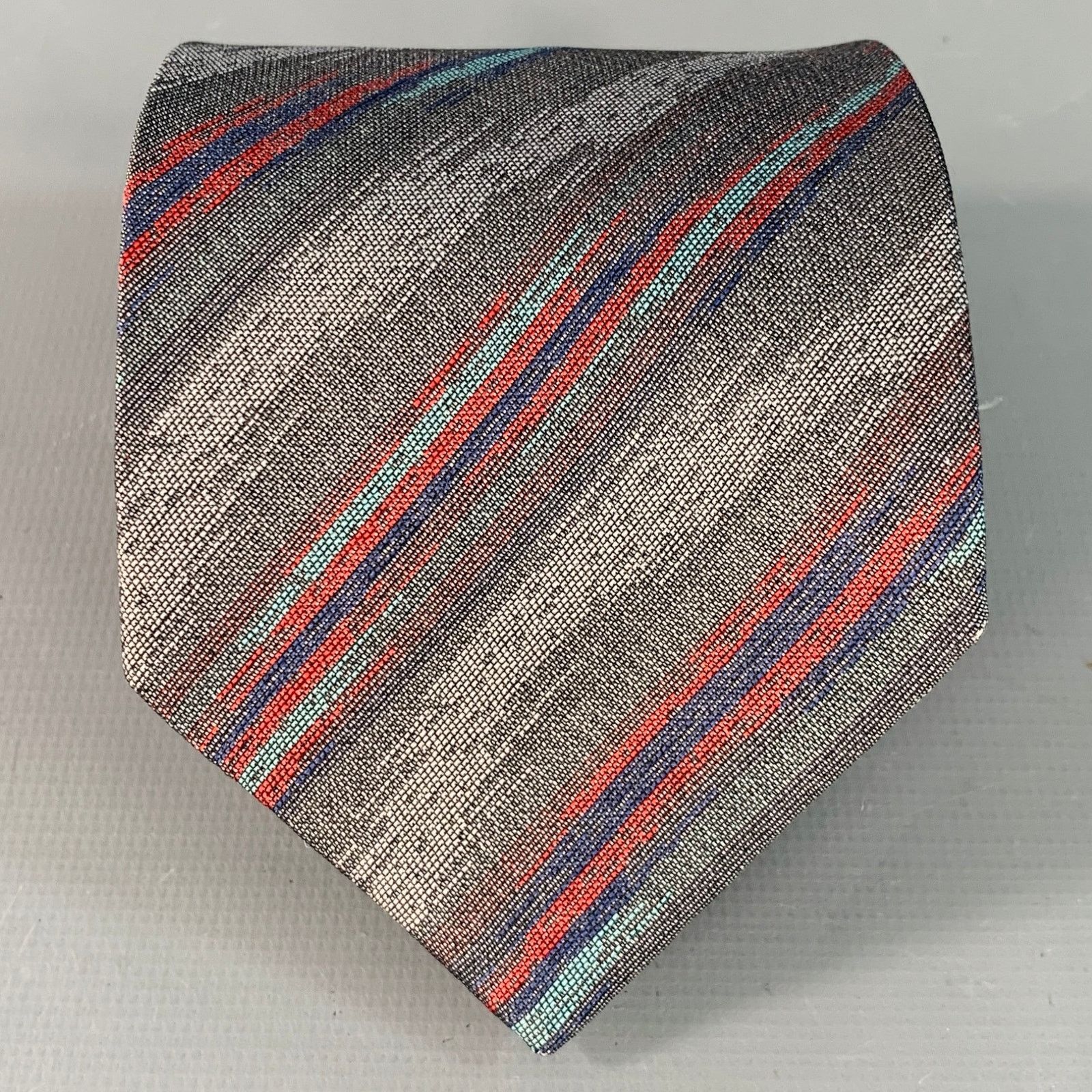 Fendi FENDI One Size Grey Red Diagonal Stripe Silk Tie Size ONE SIZE - 1 Thumbnail