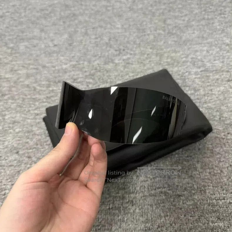 Balenciaga Balenciaga Panther Mask Sunglasses. Size ONE SIZE - 2 Thumbnail