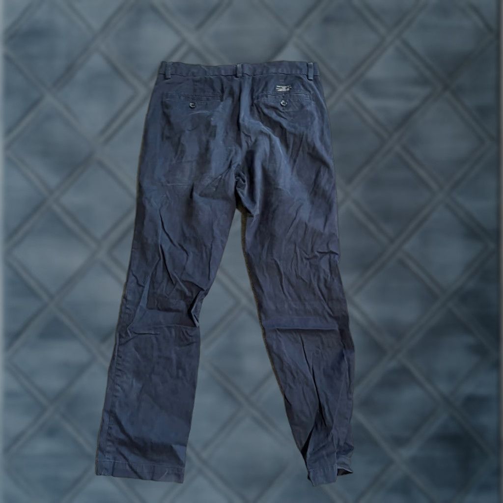 Banana Republic BANANA REPUBLIC Aiden Chino Pants Mens 33x32 Blue Solid Cotton Blend Front Zip Straight 90s Casual Pant Mens Size US 33 - 1 Thumbnail