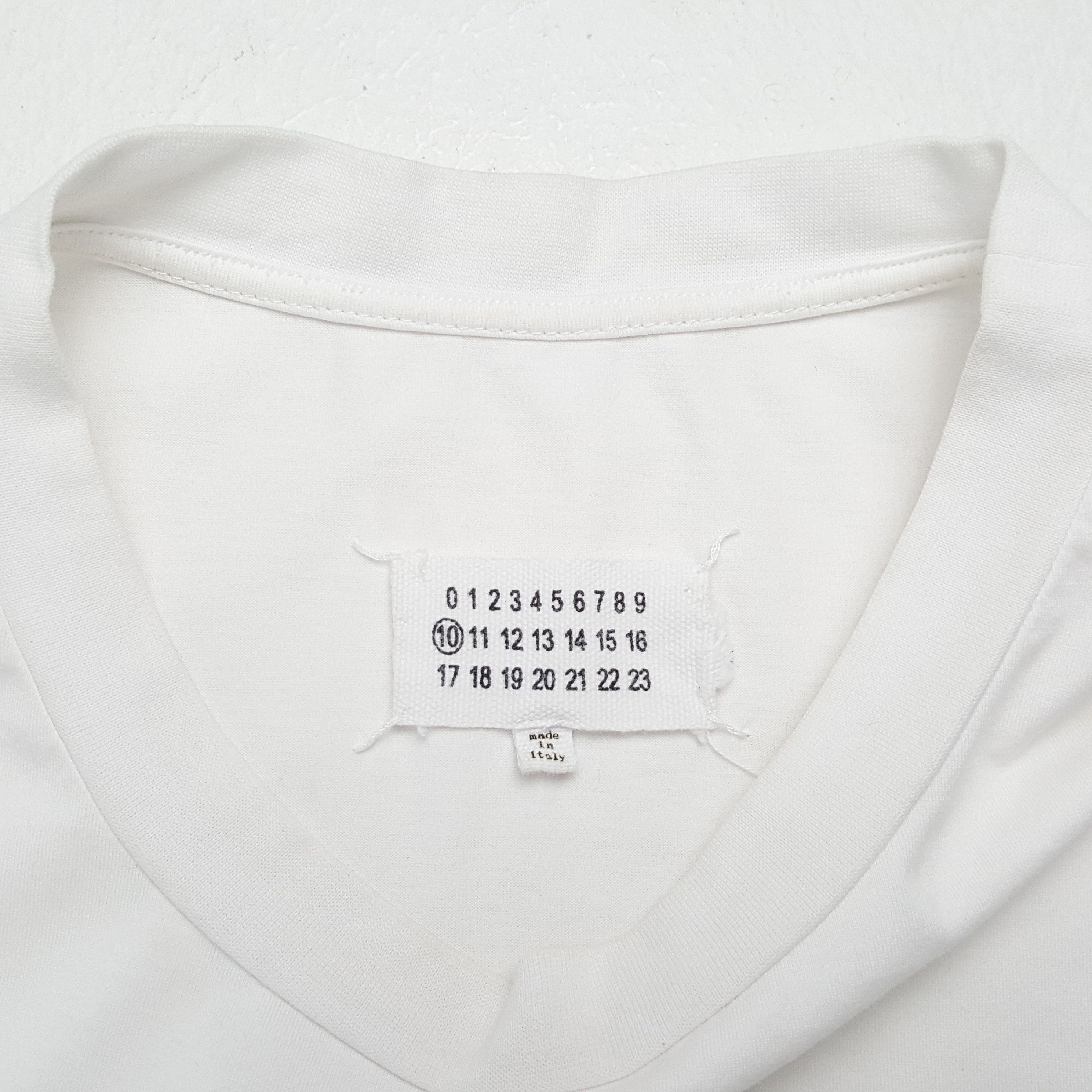 Designer × Vintage Vintage MAISON MARGIELA Fashion Brand T-Shirts Size US XL / EU 56 / 4 - 7 Thumbnail