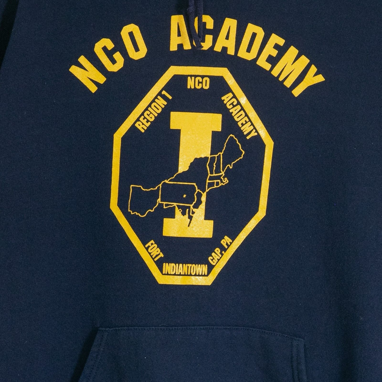 Vintage Vintage 90s NCO Academy Indiantown Fort Gap Hoodie Mens XL Size US XL / EU 56 / 4 - 3 Thumbnail