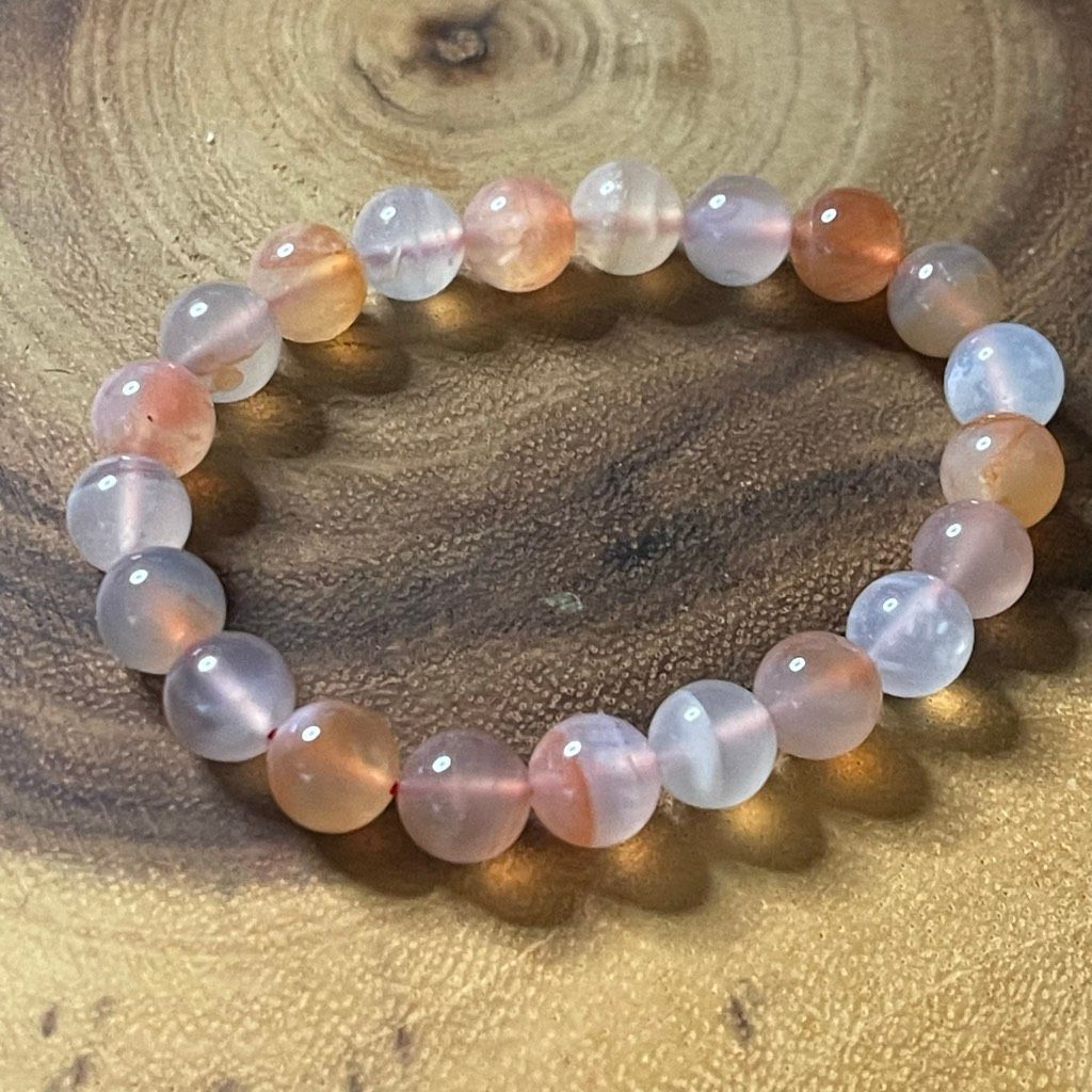 Other Yuan yuan Agate bracelet striped layers light rainbow colors stretch 10mm 7.5” natural crystal Size ONE SIZE - 14 Thumbnail