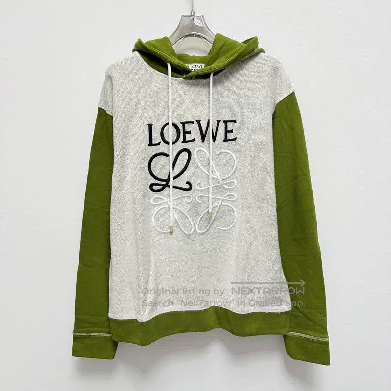 Loewe Loewe Big logo patched hooded sweatshirt Size L / US 10 / IT 46 - 1 Thumbnail