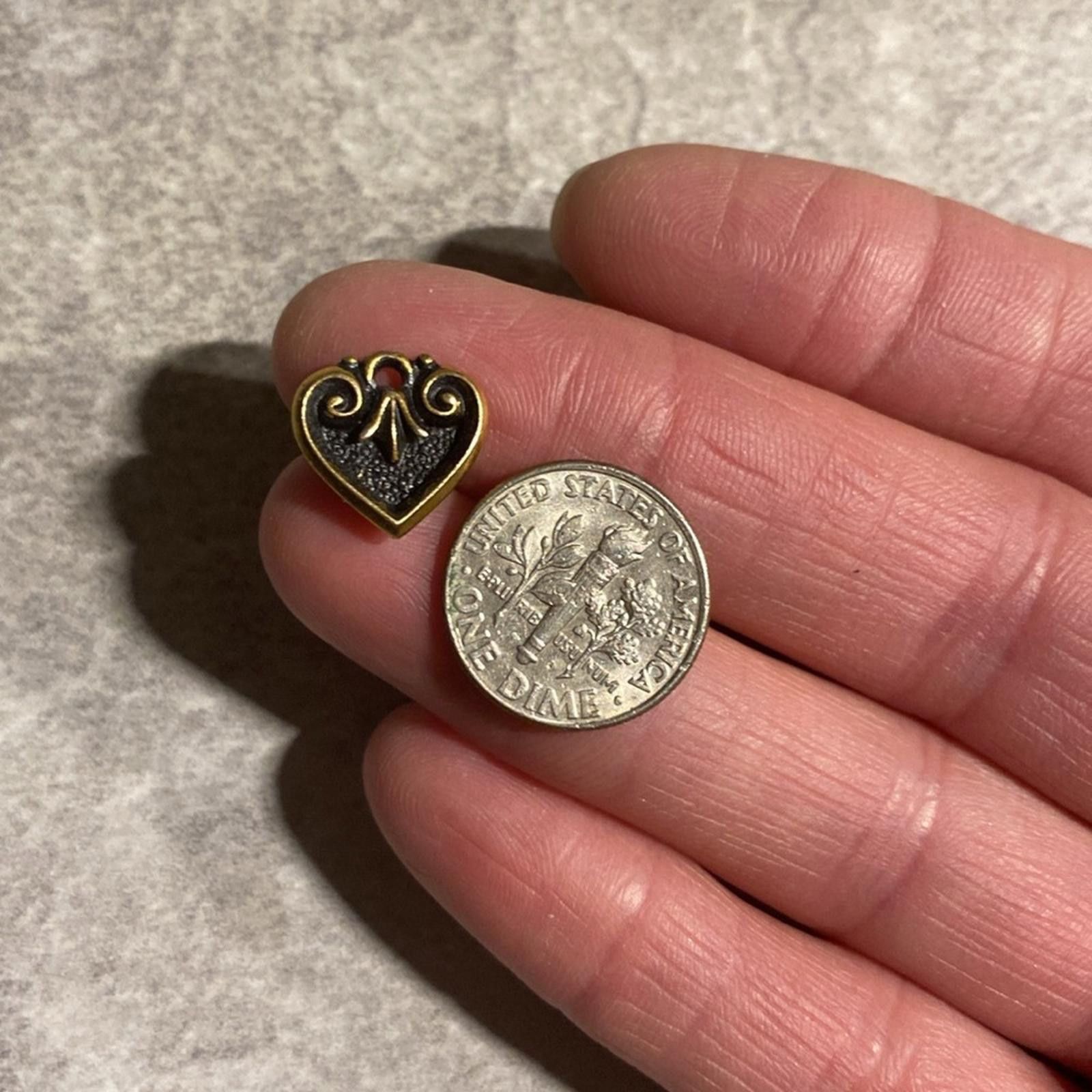 Other Chic Stud Gold Heart Pierced Earrings Size ONE SIZE - 6 Thumbnail