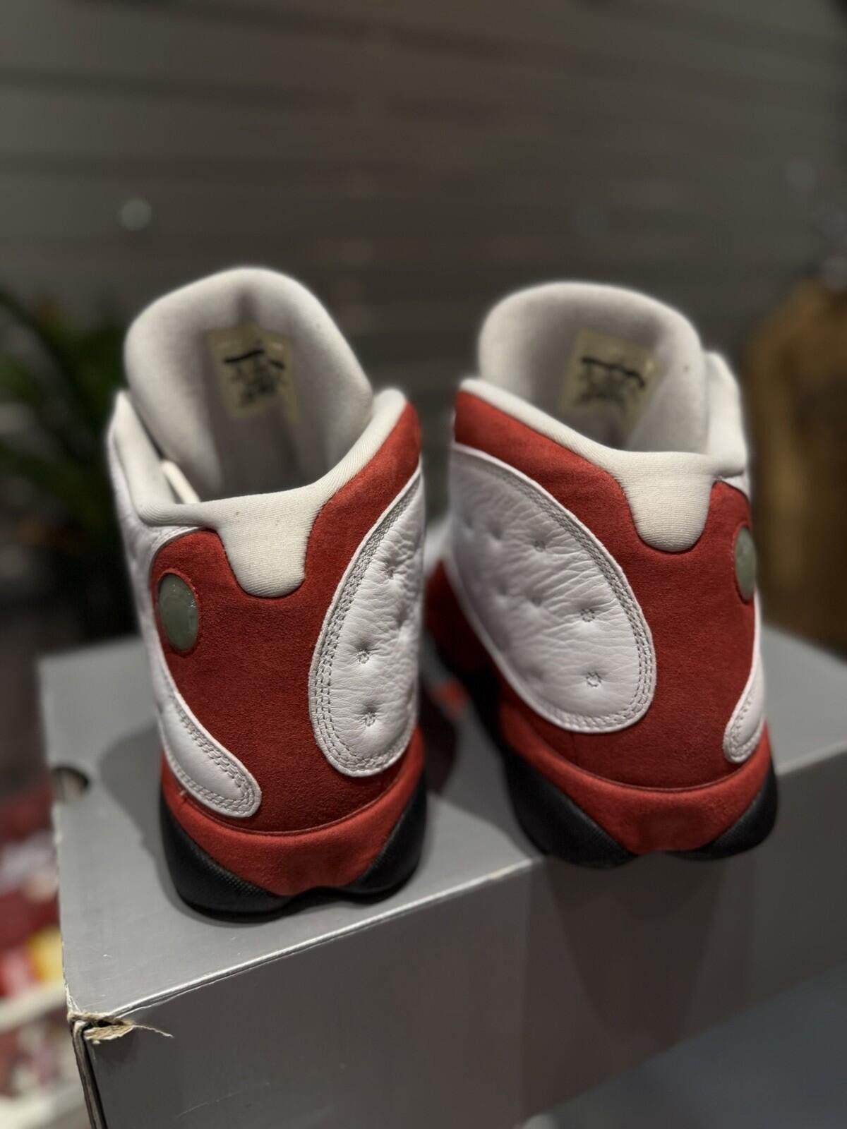 Jordan Brand Jordan Air Jordan 13 Retro Chicago White Red Black Size (10) Size US 10 / EU 43 - 9 Thumbnail