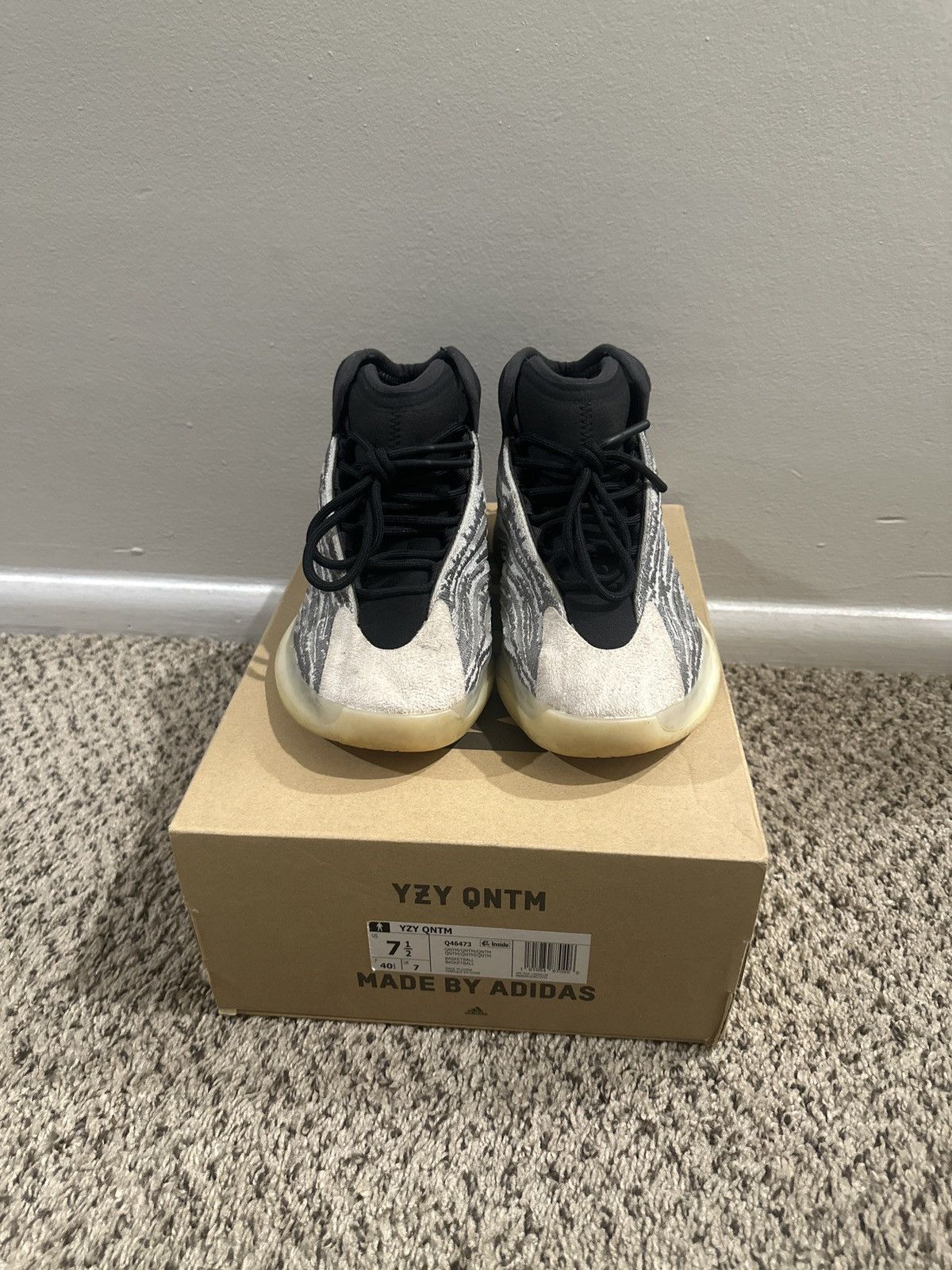 Yeezy YZY QNTM Sz 7.5 Size US 7.5 / EU 40-41 - 3 Thumbnail
