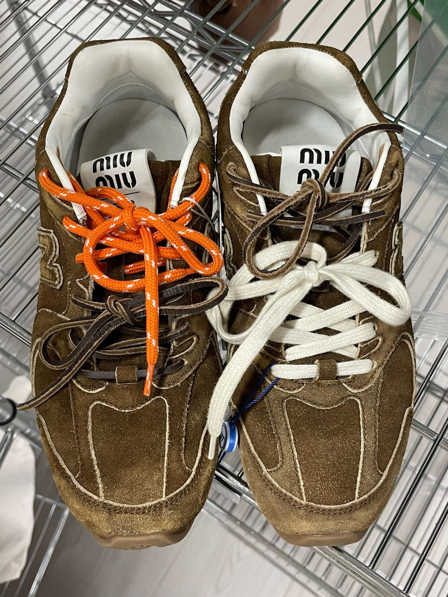 New Balance New Balance Orange Lowtop Sneakers 39 Women Size US 8.5 / IT 38.5 - 1 Thumbnail